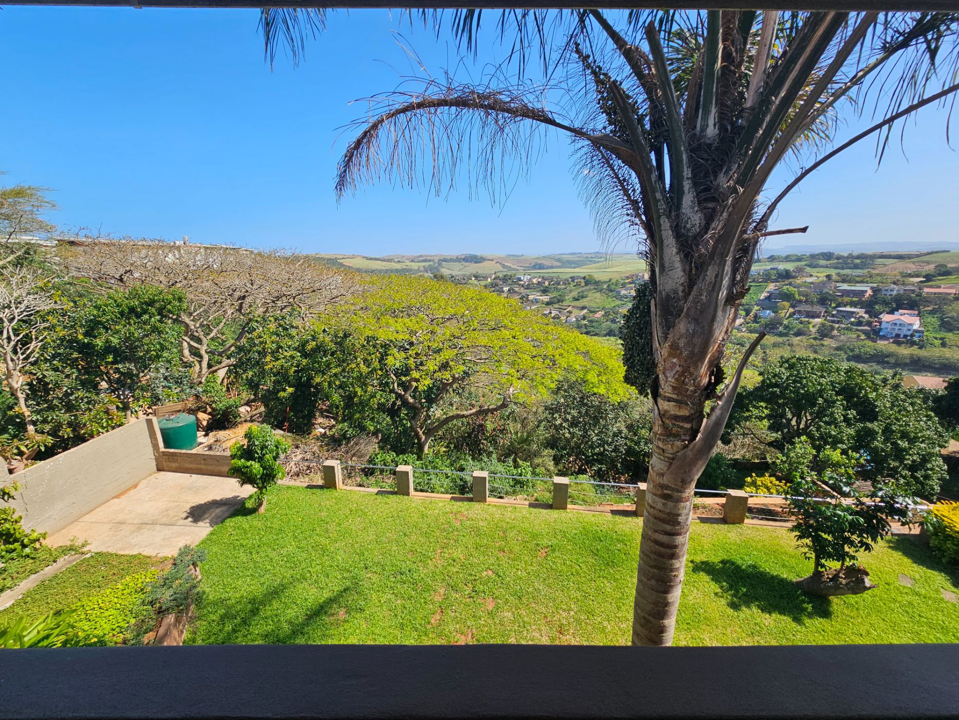 https://listing.pamgolding.co.za/images/properties/202309/1280801/H/1280801_H_75.jpg