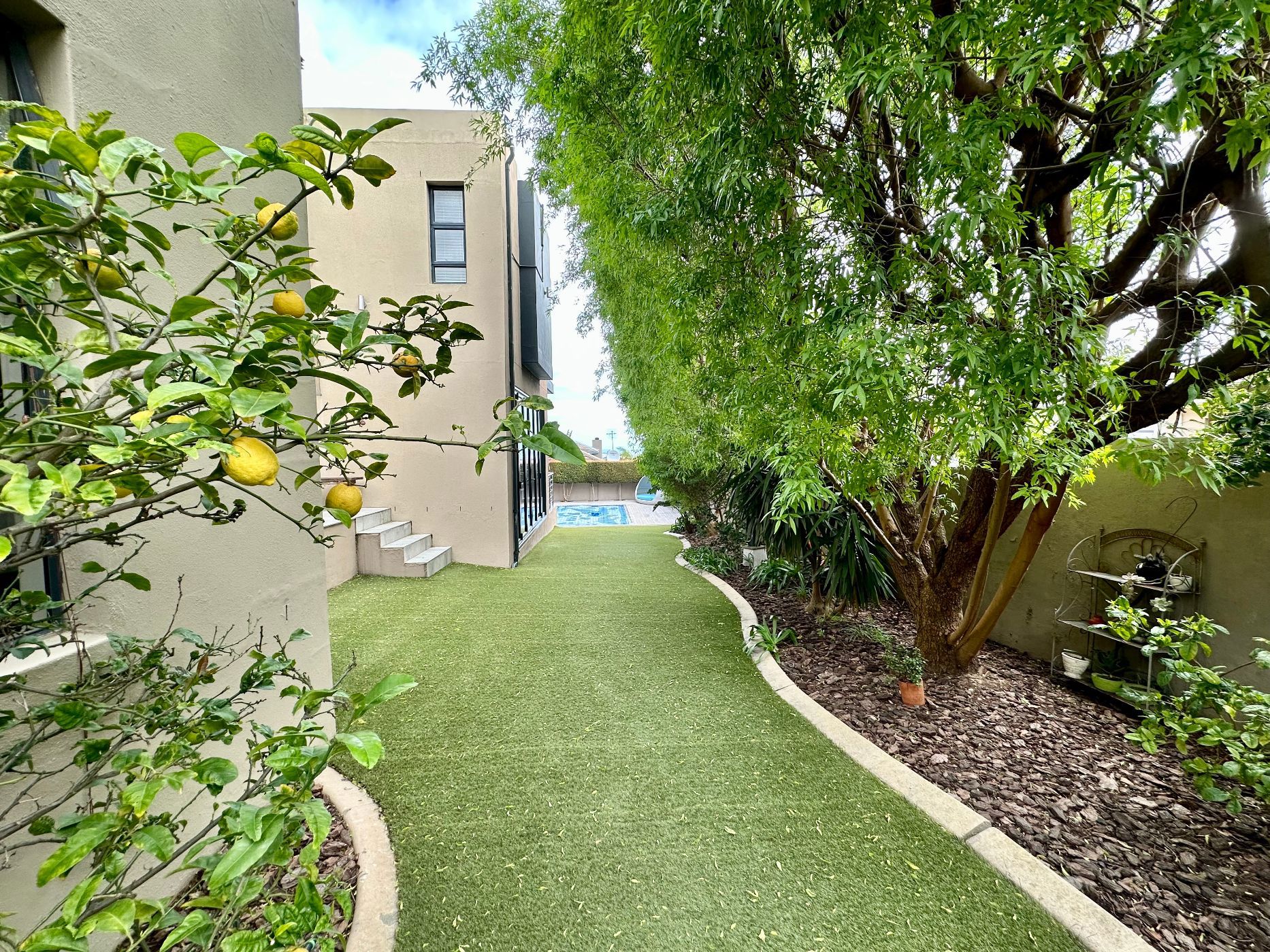 6 Bedroom House For Sale Estate 1PLA1628247 Pam Golding