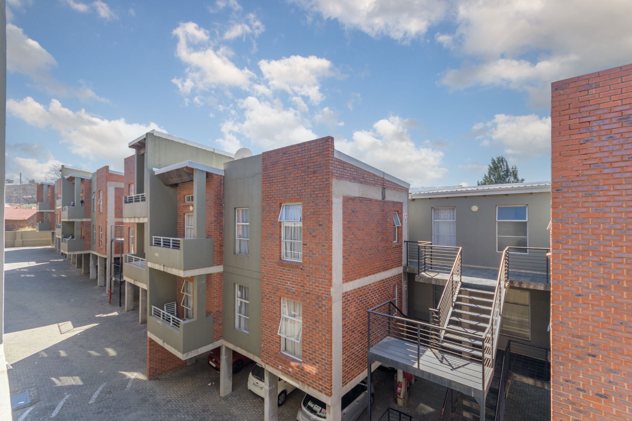 2 Bedroom Apartment For Sale Buccleuch HP1626838 Pam Golding