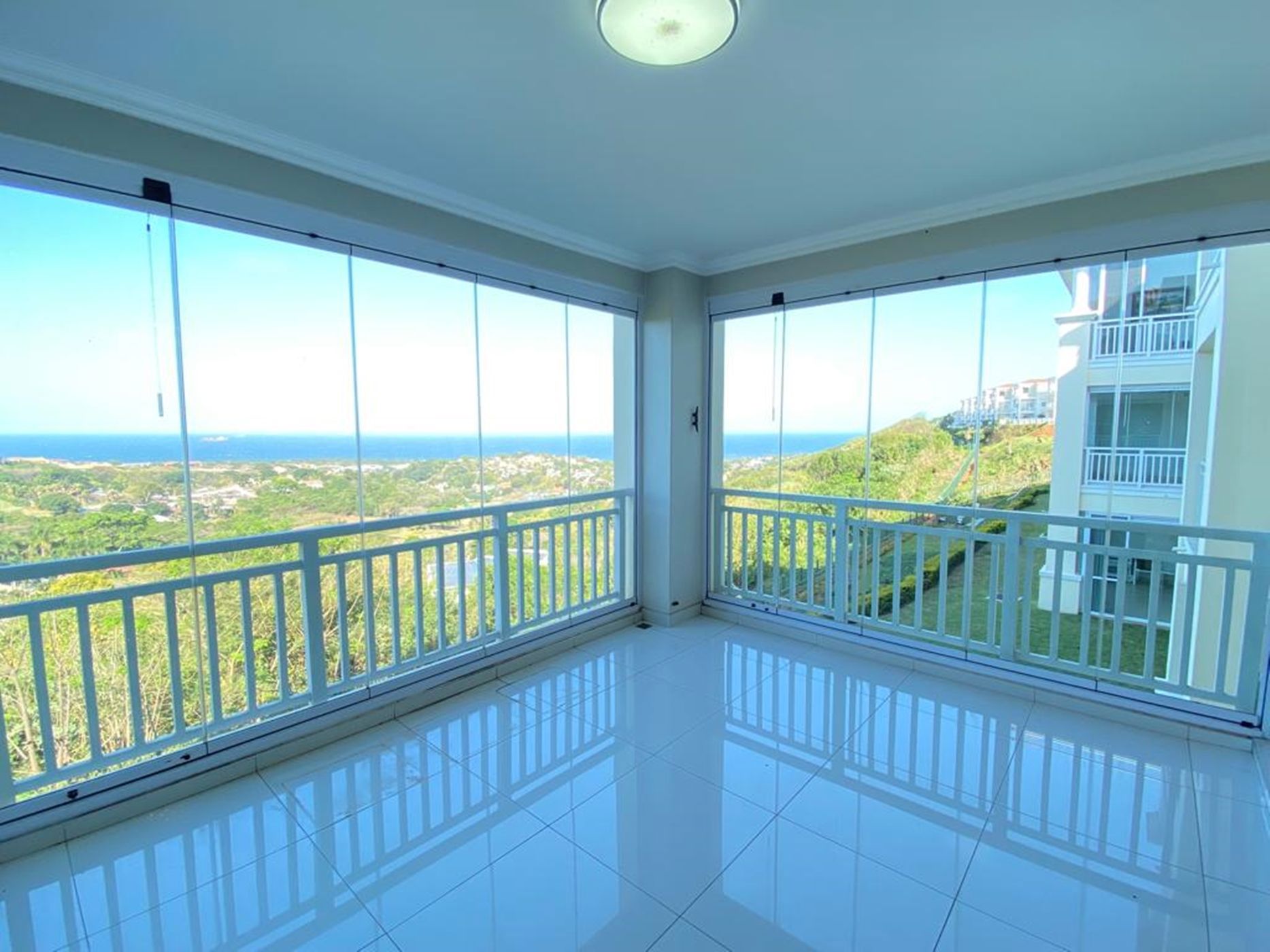 3 bedroom apartment for sale in La Lucia