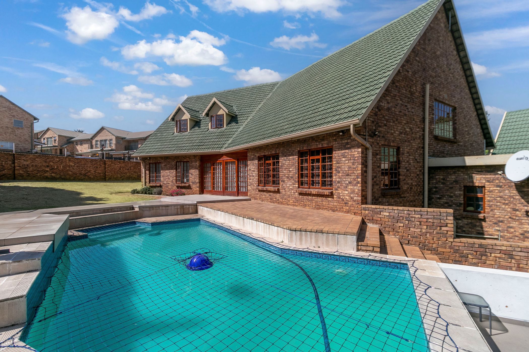 4 Bedroom House For Sale Oakdene (Johannesburg) 1GV1629861 Pam