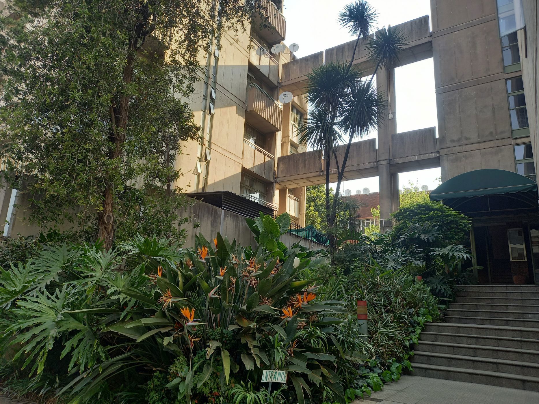 2 Bedroom Apartment For Sale Bank Assisted Sale by Standard Bank