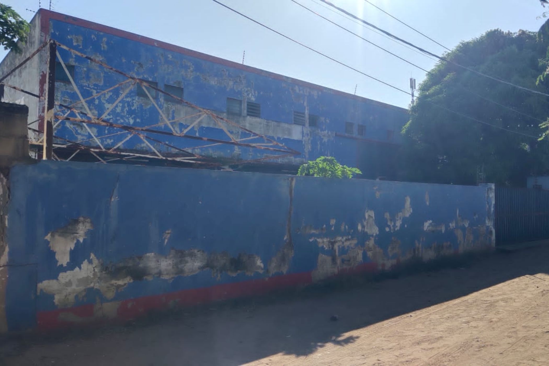 2170 m&sup2; commercial industrial property to rent in Maputo  (Mozambique)
