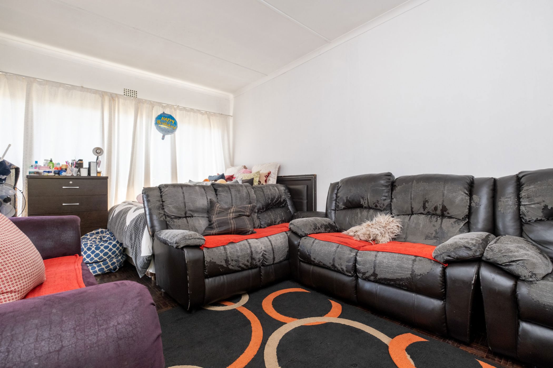 8 Bedroom Security Complex Home For Sale Windsor East RAN1629771