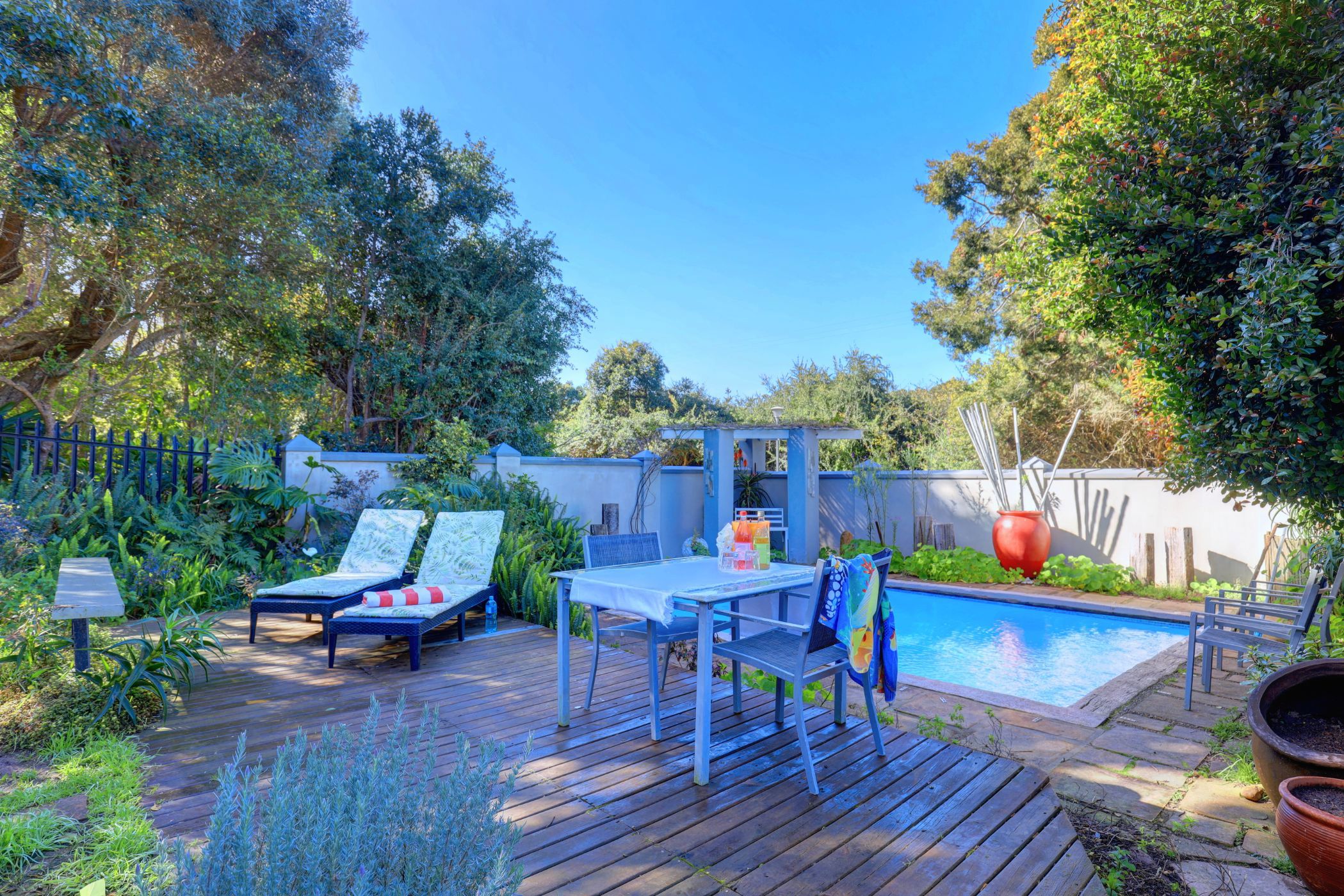 7 Bedroom Doublestorey House For Sale Wilderness GEO1627785 Pam