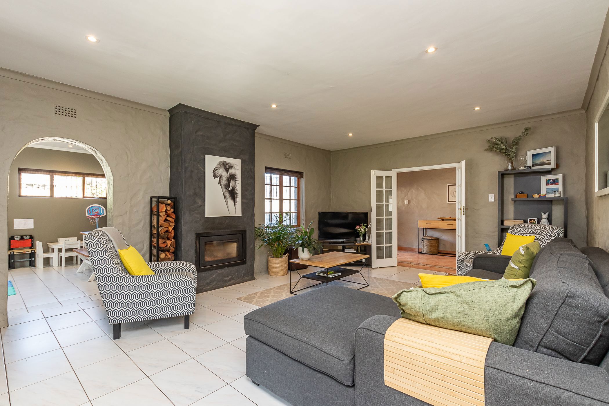 4 Bedroom House For Sale Constantia (Cape Town) KW1630588 Pam