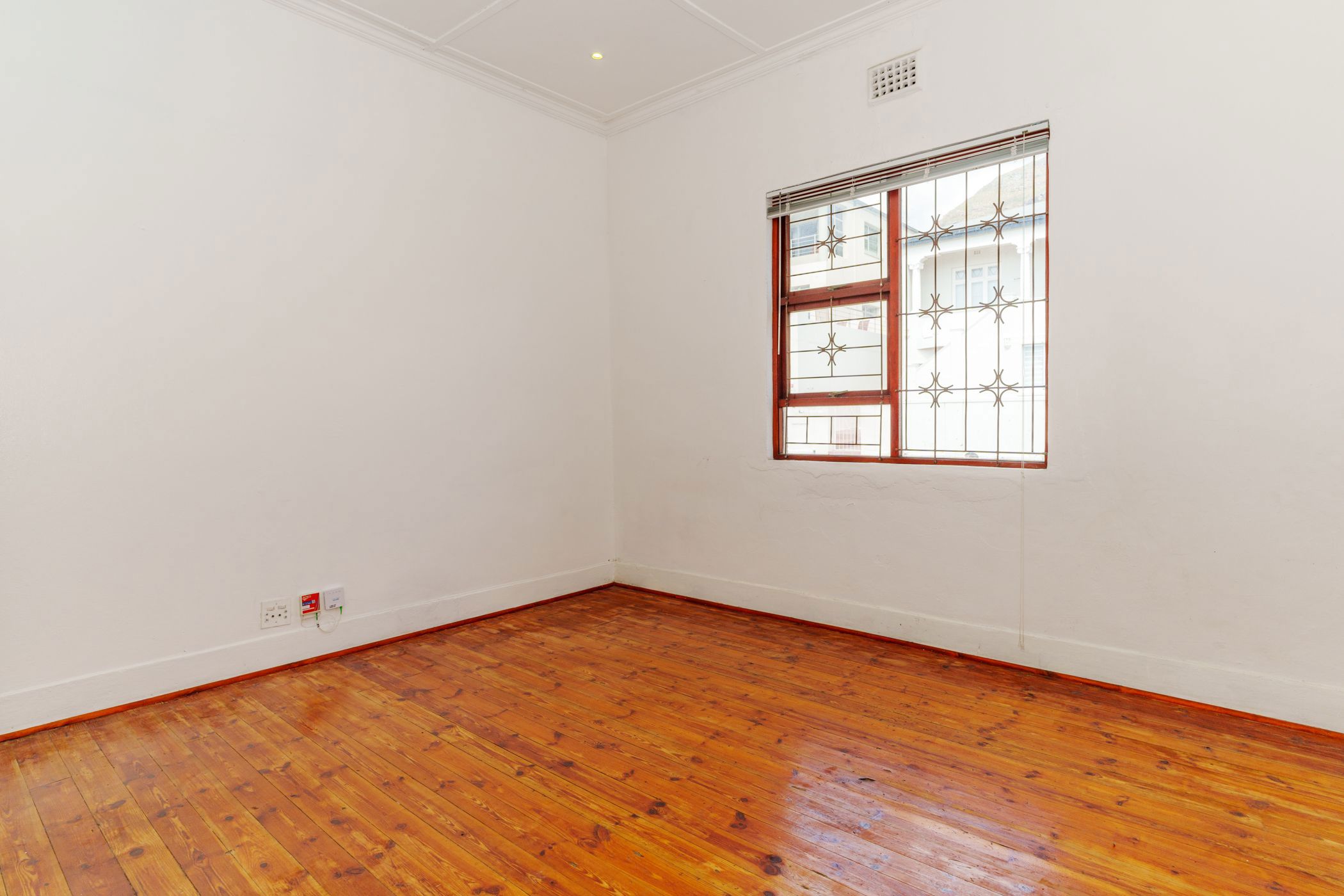 3 Bedroom Apartment For Sale Walmer Estate (Cape Town) KW1629899