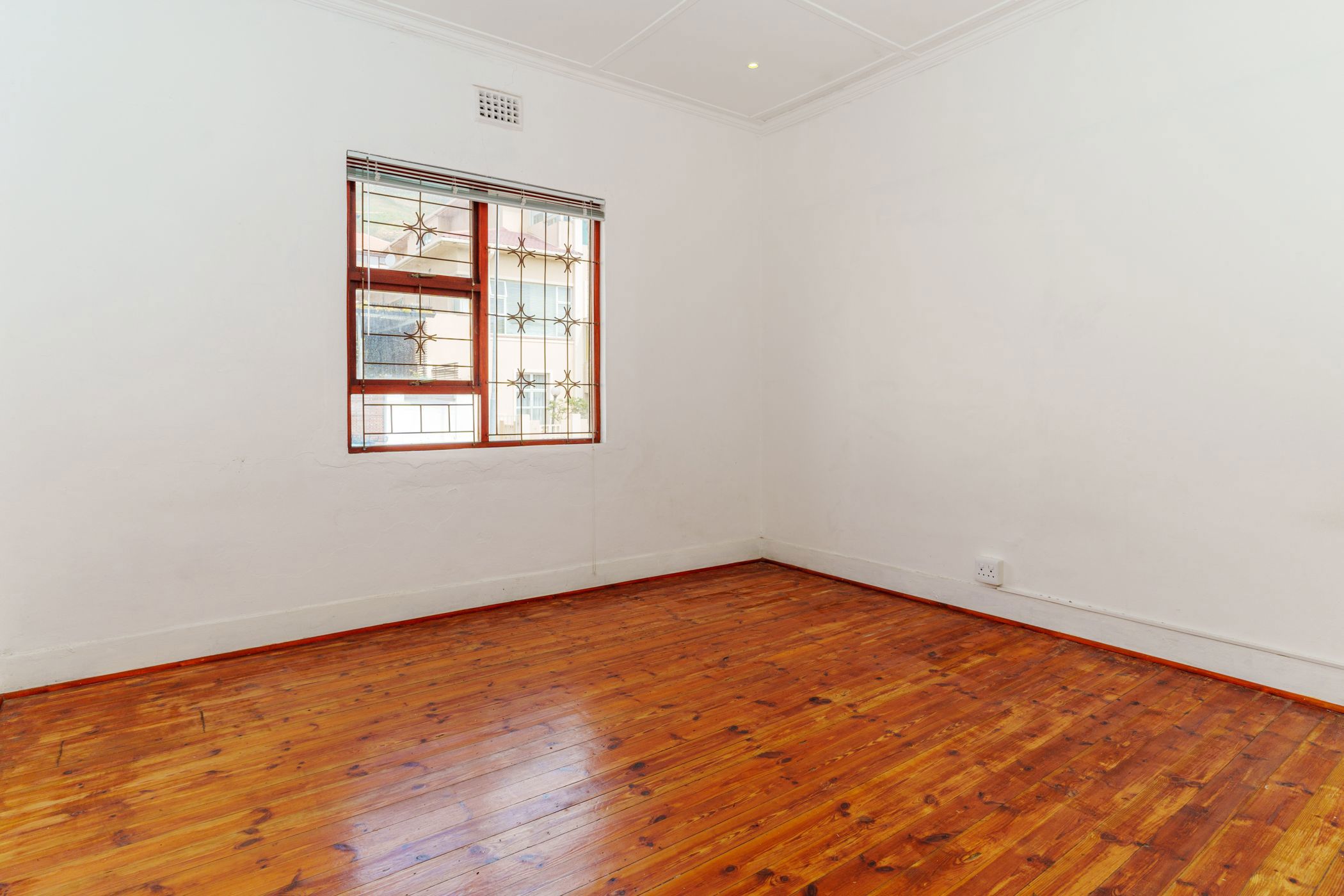 3 Bedroom Apartment For Sale Walmer Estate (Cape Town) KW1629899