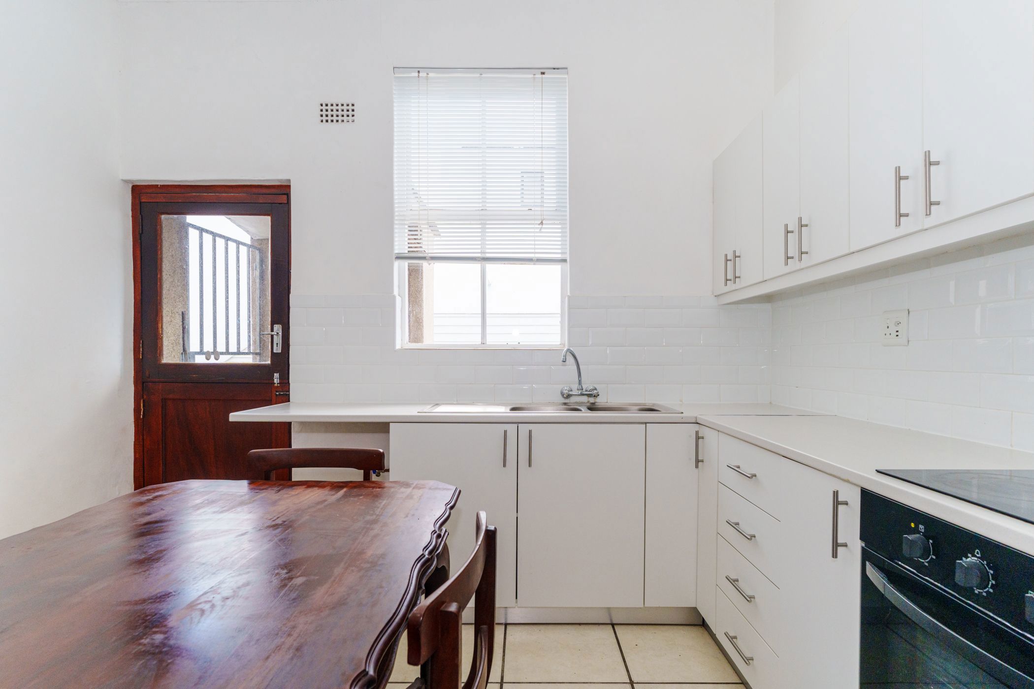 3 Bedroom Apartment For Sale Walmer Estate (Cape Town) KW1629899