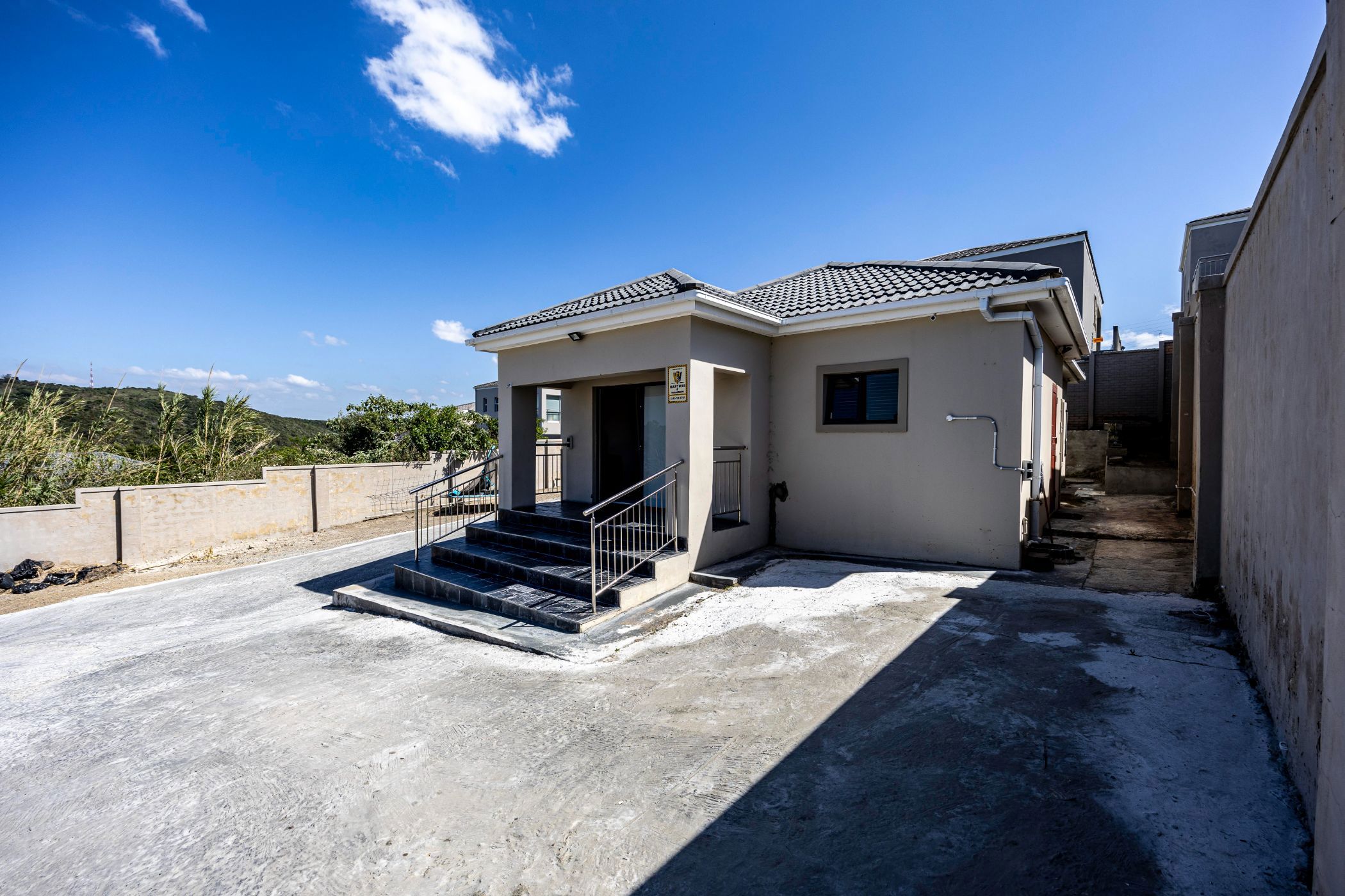 2 Bedroom House For Sale Nahoon Valley Park 1ET1630434 Pam