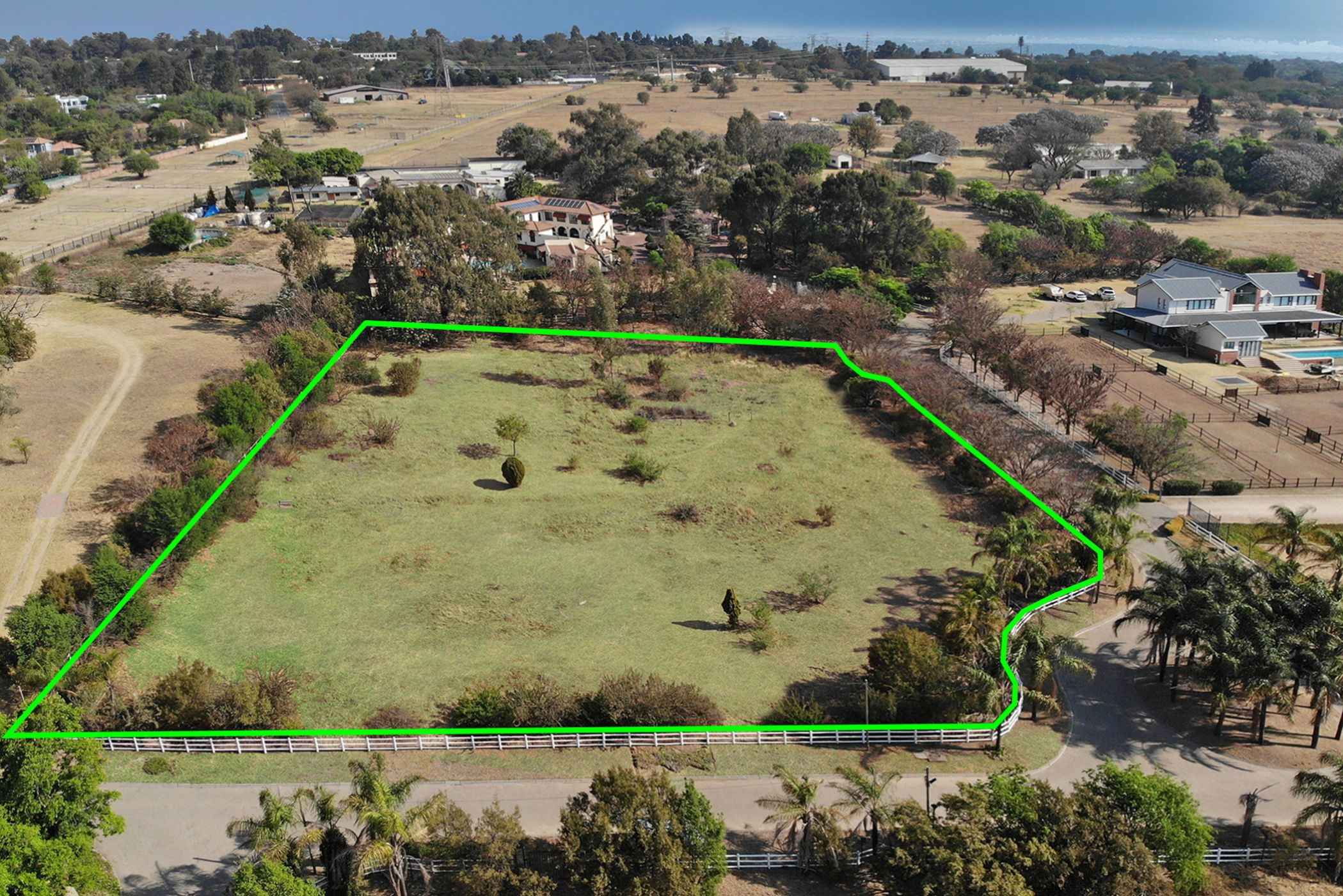 1.23 hectare vacant land for sale in Beaulieu