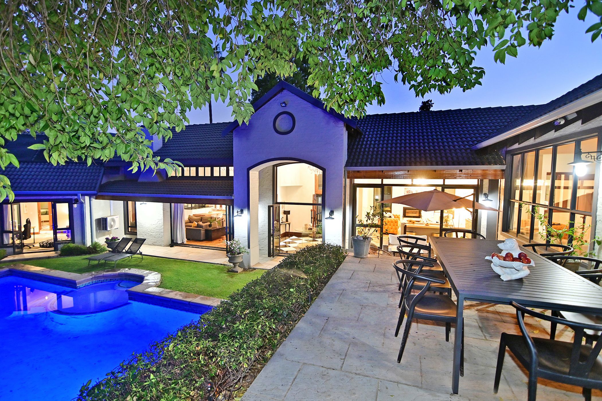 5 Bedroom House For Sale Sandown (Sandton) HP1632867 Pam Golding Properties