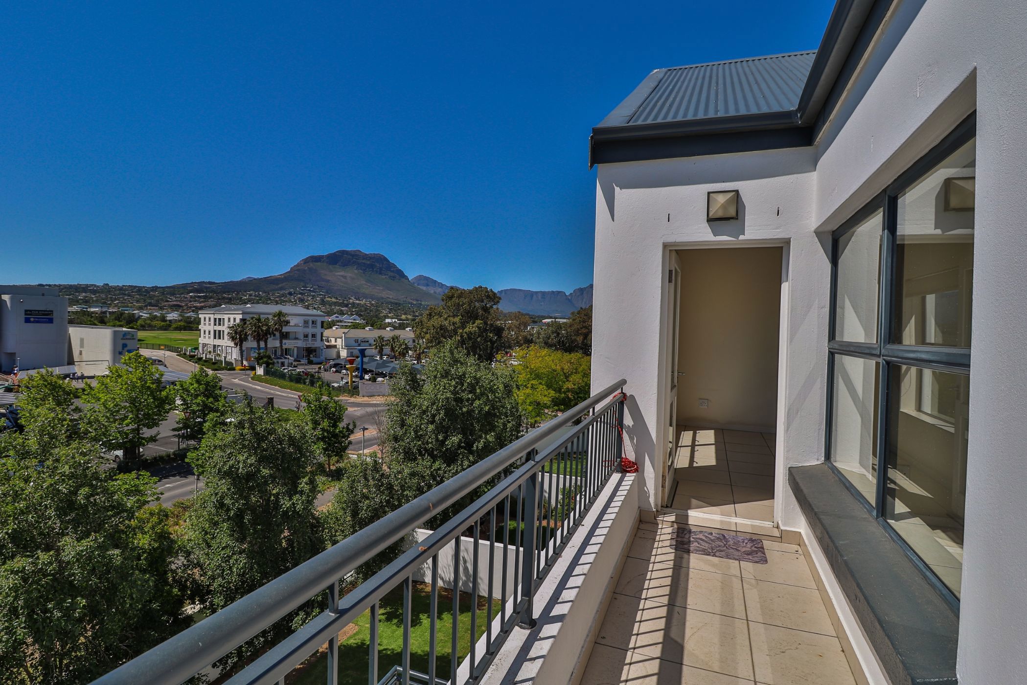 1 Bedroom Apartment For Sale De Velde SW1635016 Pam Golding