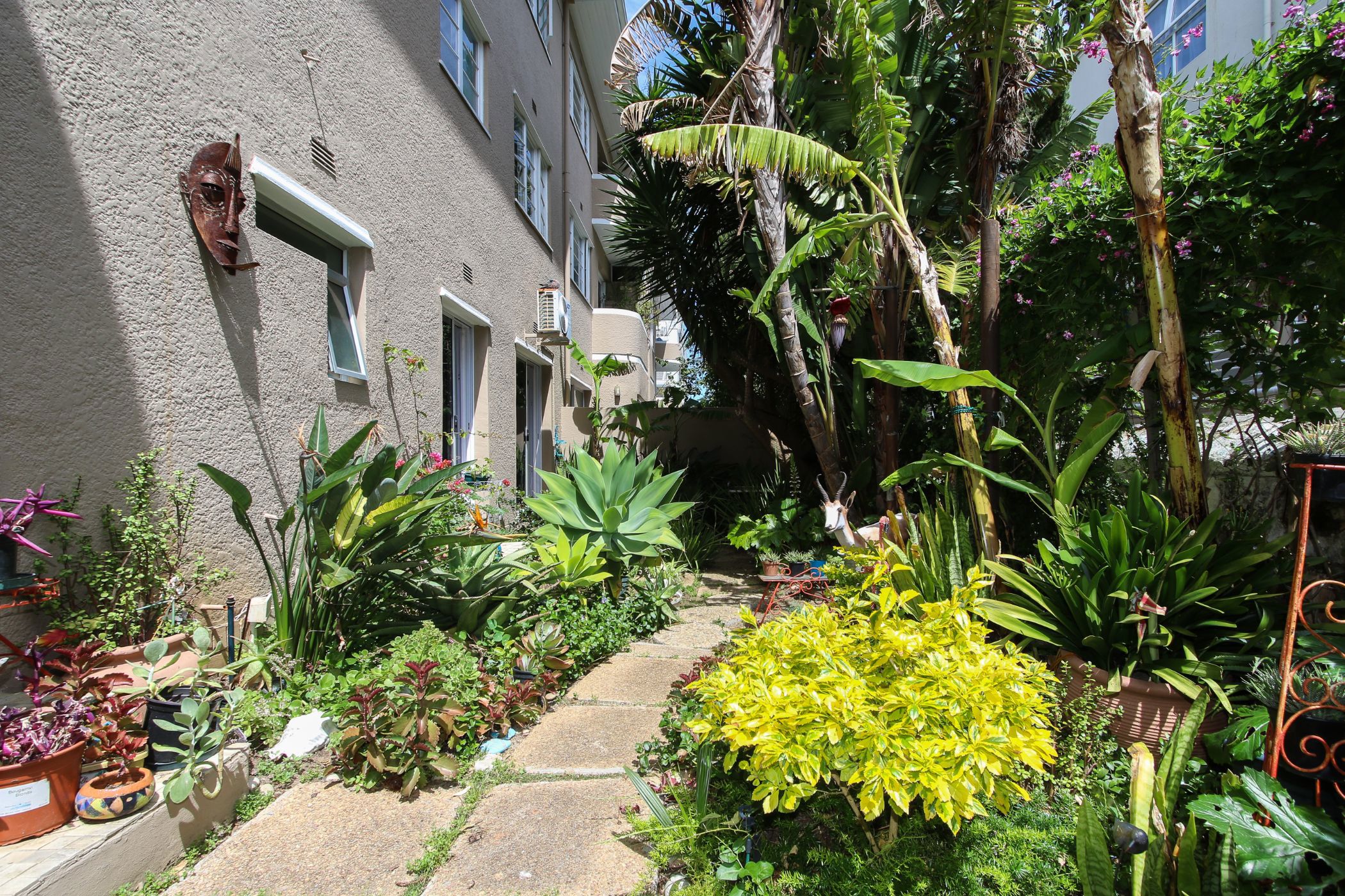 2 Bedroom Apartment For Sale Sea Point AS1632104 Pam Golding