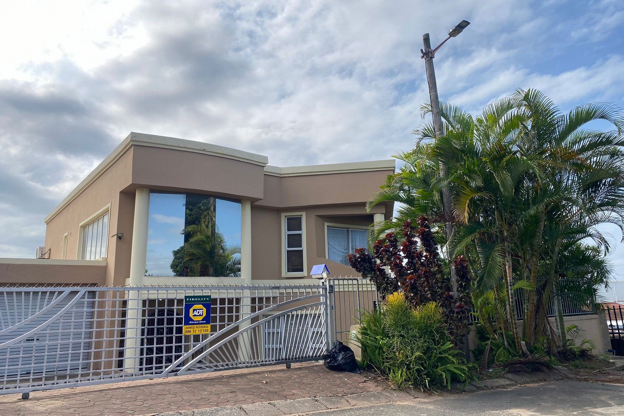 4 Bedroom House For Sale Isipingo Hills 1WB1632321 Pam Golding Properties