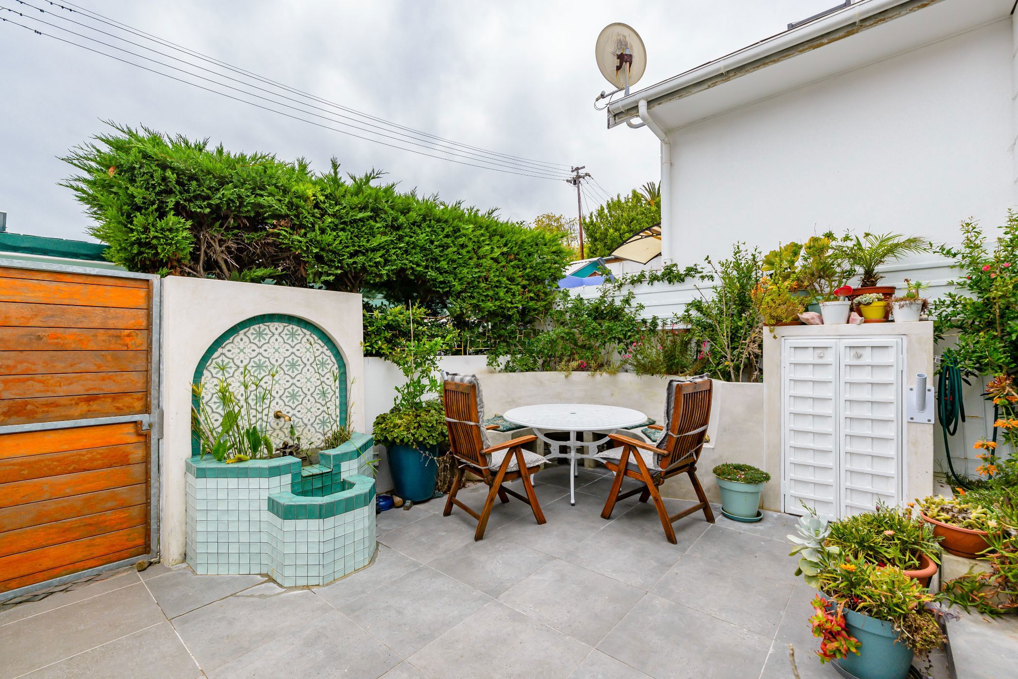 2 Bedroom House For Sale Sea Point AS1633166 Pam Golding Properties