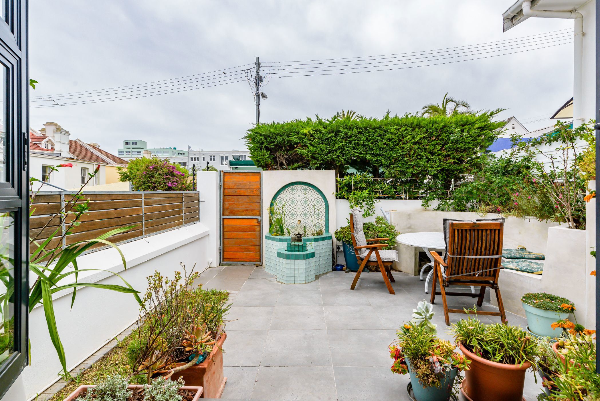 2 Bedroom House For Sale Sea Point AS1633166 Pam Golding Properties