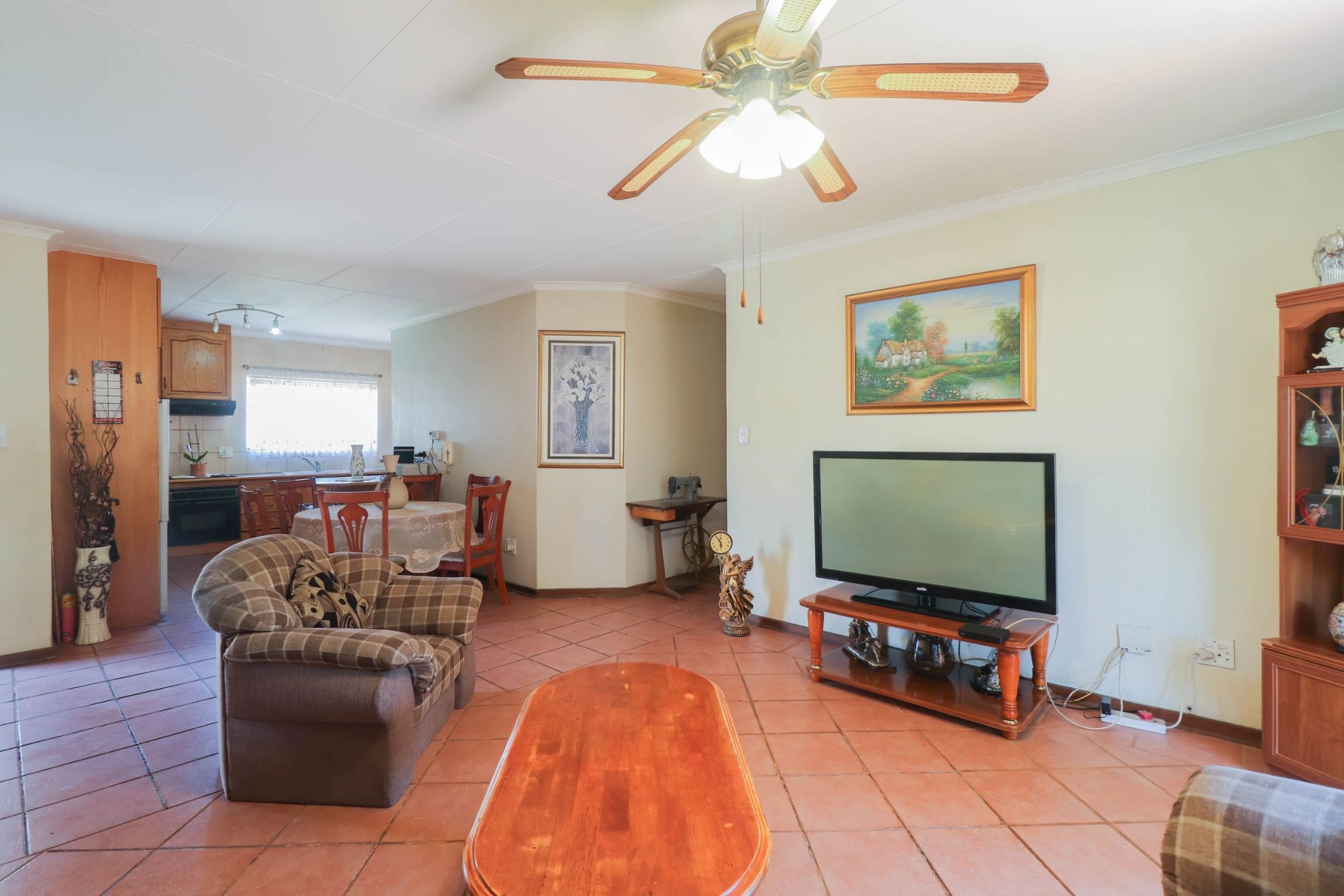 3 Bedroom Cluster House For Sale New Redruth 1AB1631640 Pam