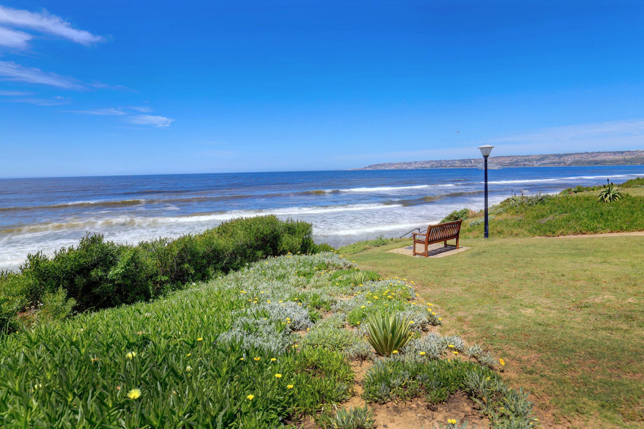 6 Bedroom House For Sale Bayview (Hartenbos) 1MB1633932 Pam