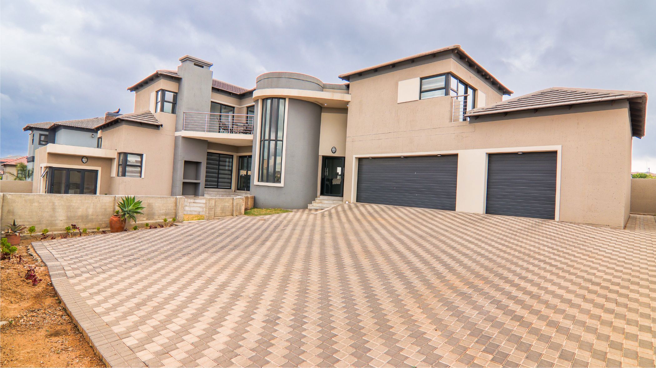 4 Bedroom House For Sale Blue Valley Golf Estate CN1629879 Pam