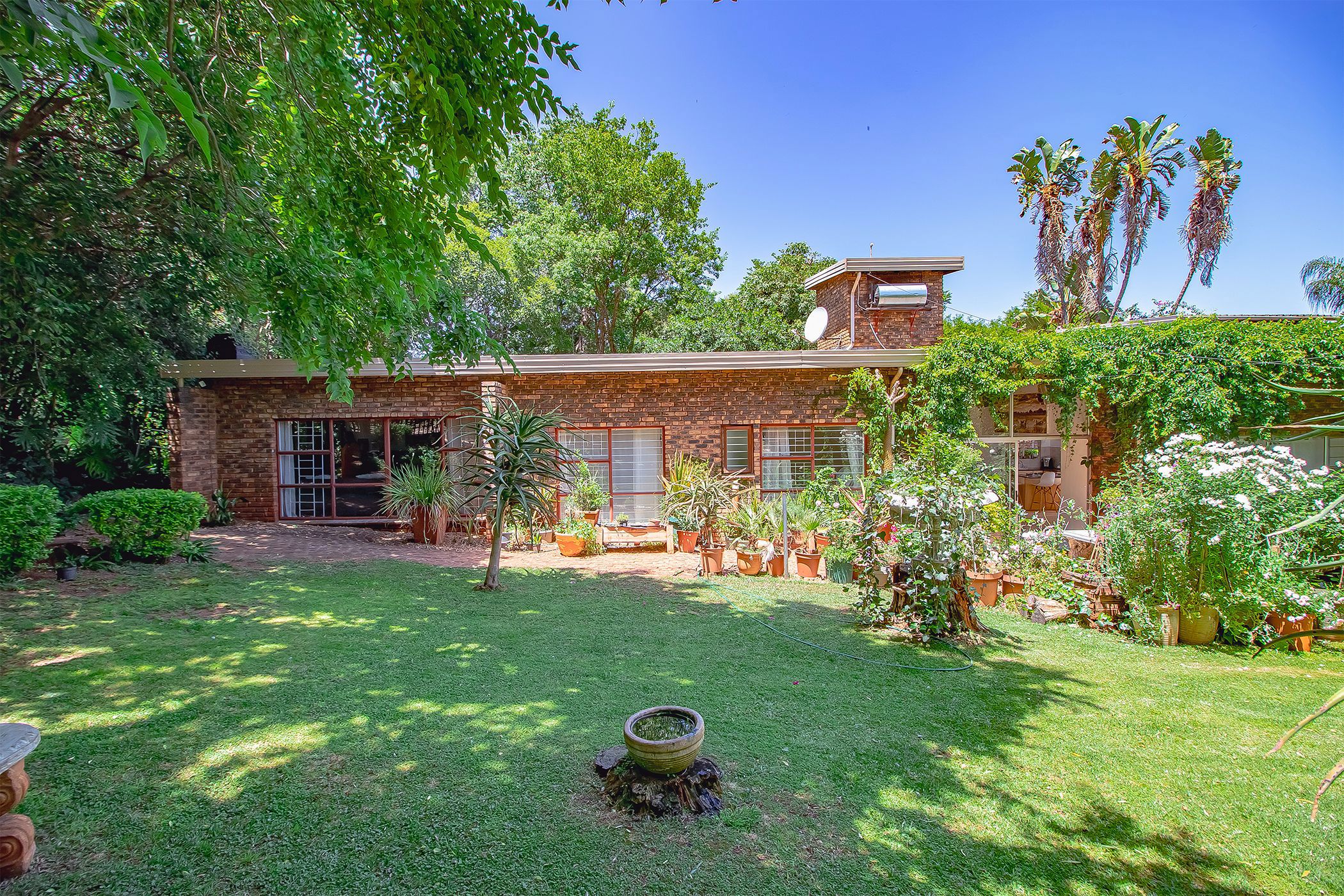 4 Bedroom House For Sale Faerie Glen PT1634877 Pam Golding Properties