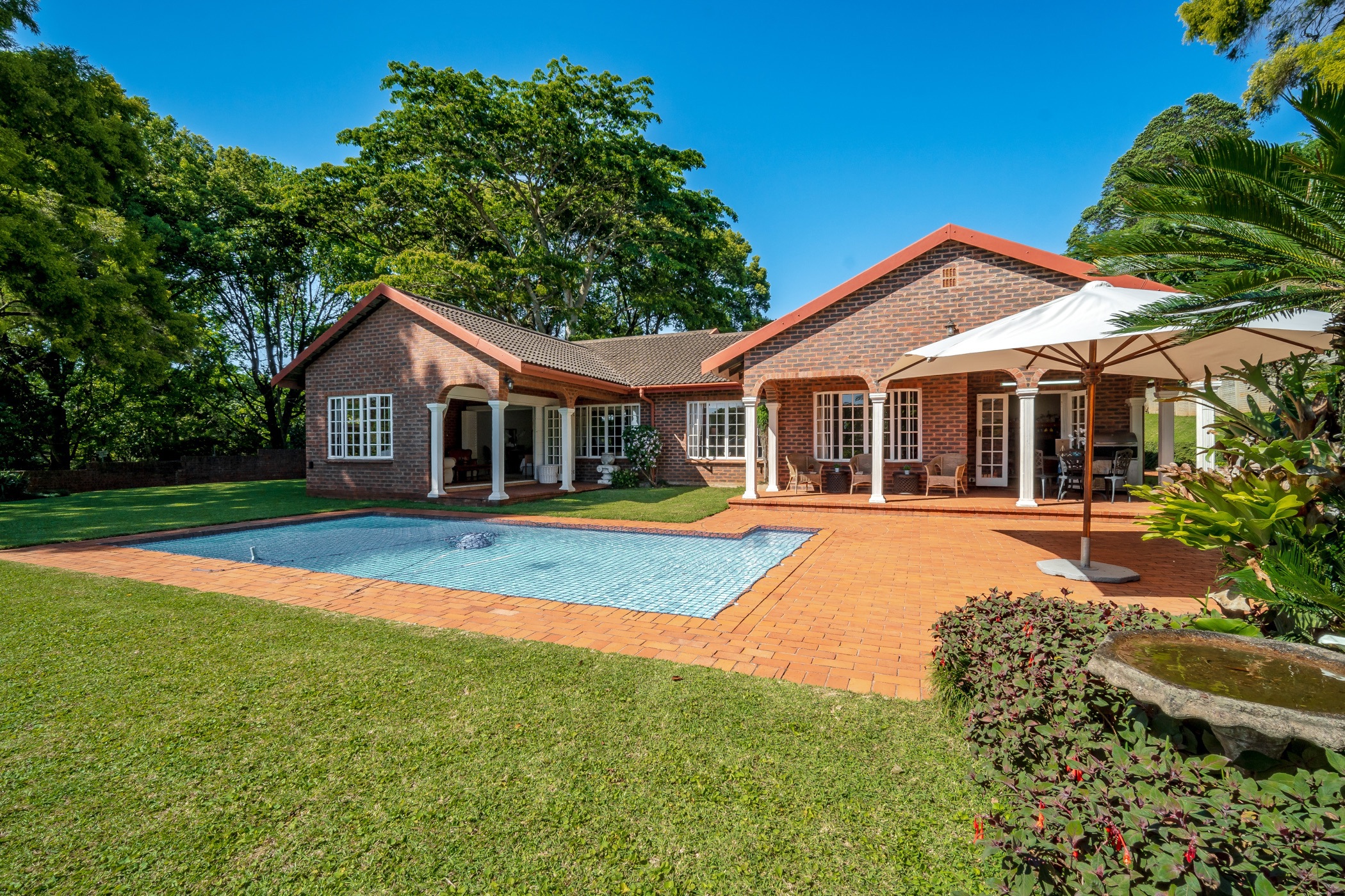 4 Bedroom House For Sale Kloof 1KF1632000 Pam Golding Properties