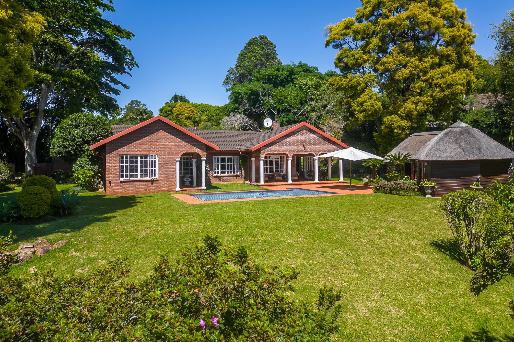 4 Bedroom House For Sale Kloof 1KF1632000 Pam Golding Properties