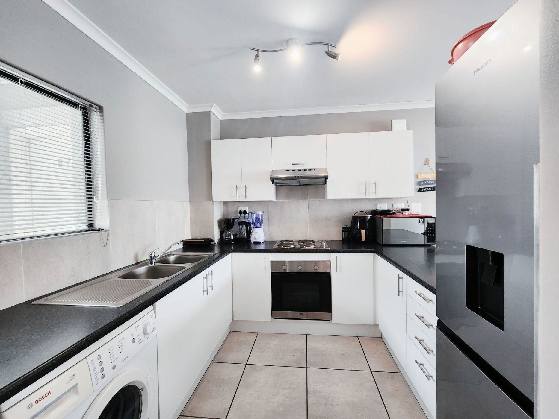 2 Bedroom Apartment For Sale Silver Oaks 1KV1631591 Pam Golding