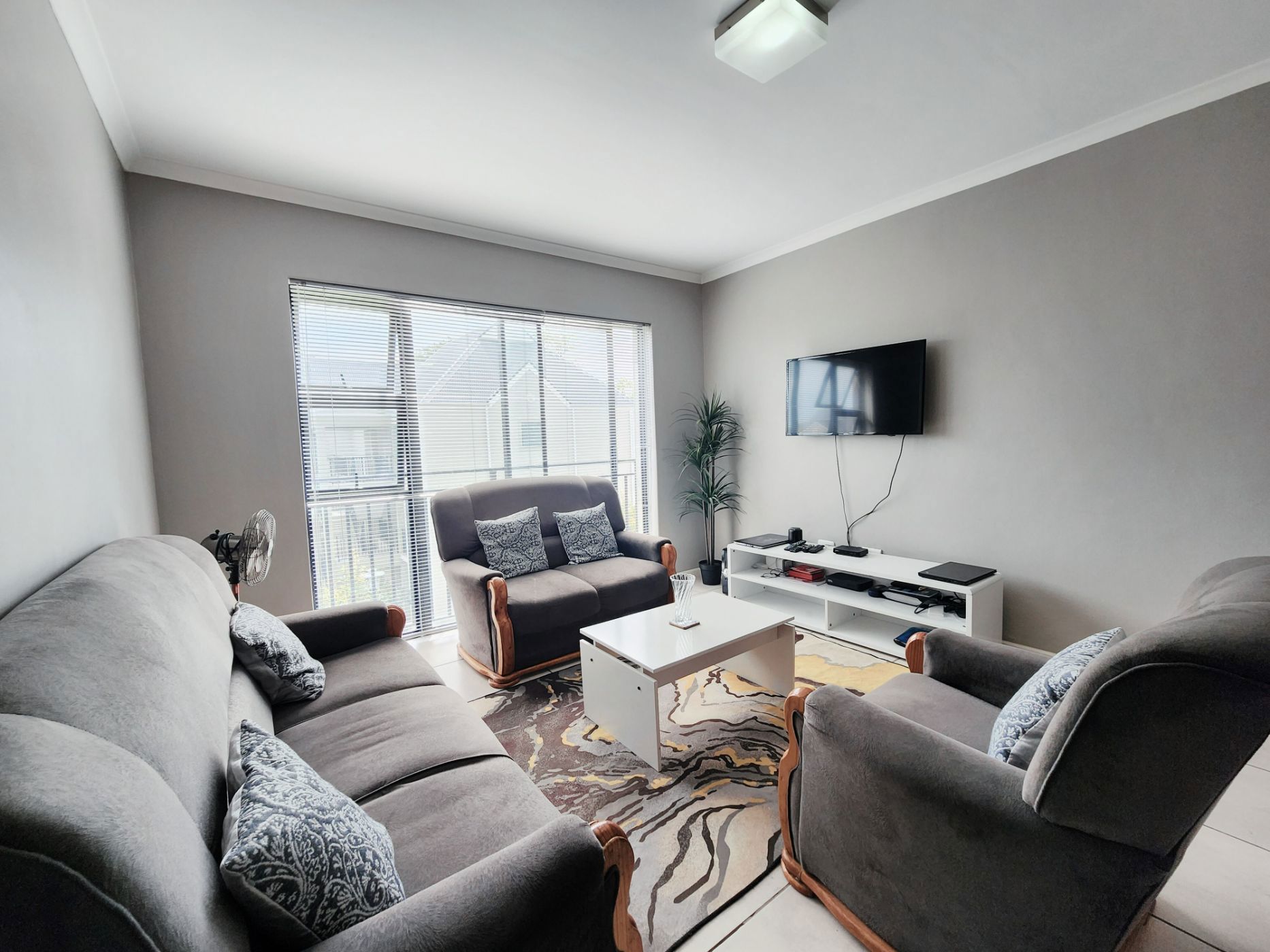 2 Bedroom Apartment For Sale Silver Oaks 1KV1631591 Pam Golding