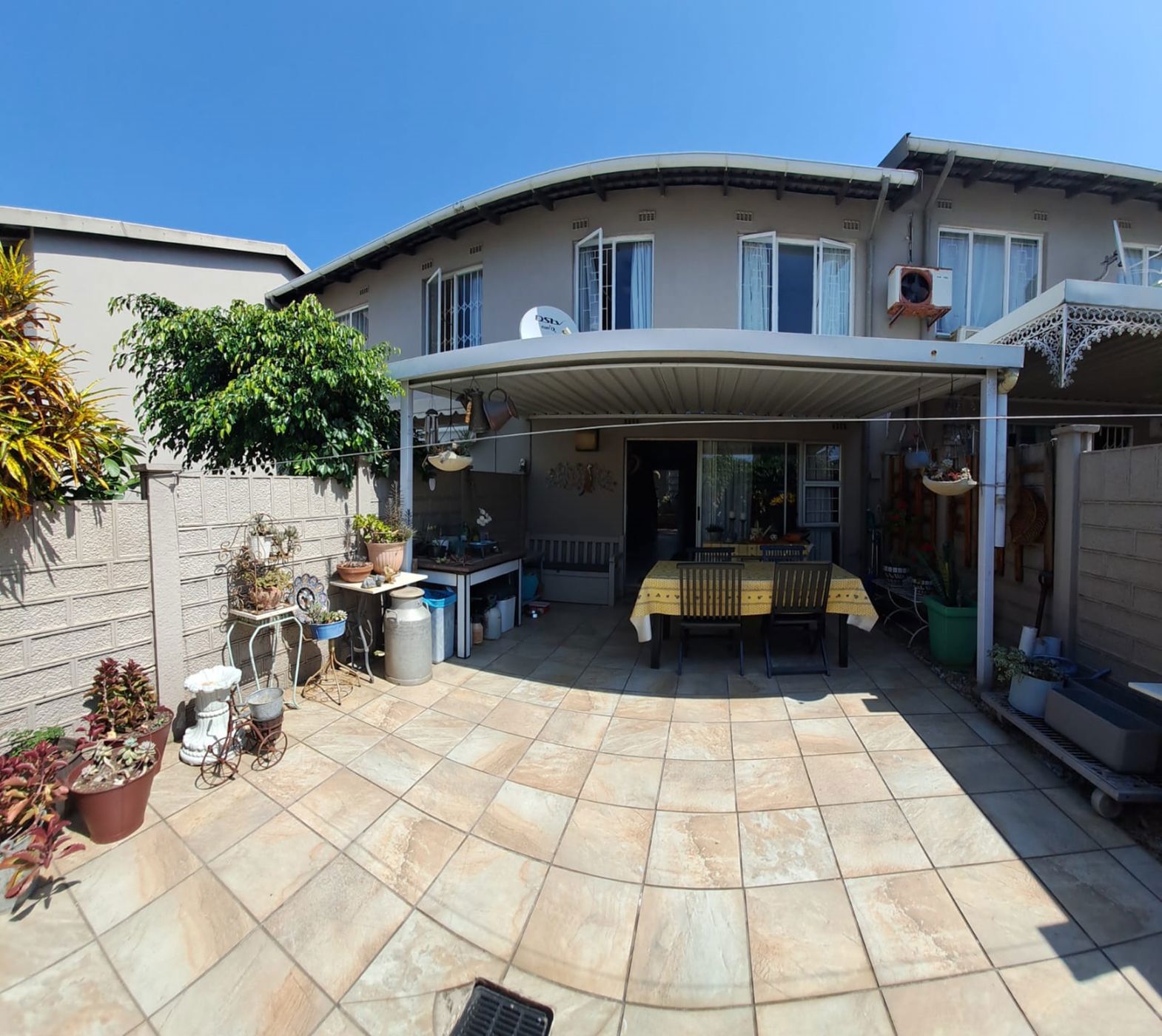 3 Bedroom Townhouse For Sale Morningside (Durban) 1DA1631342 Pam Golding Properties