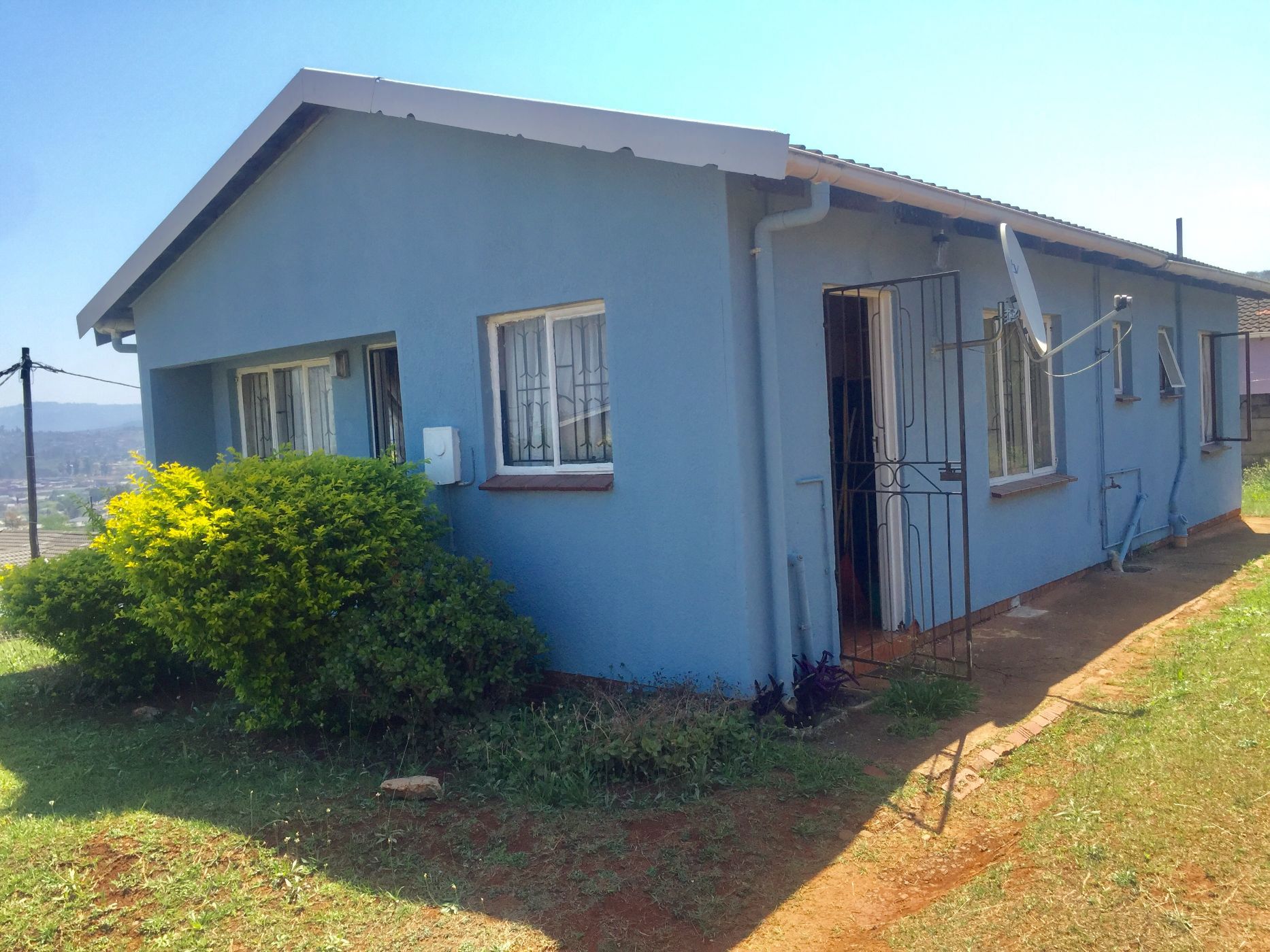 3 Bedroom House For Sale Bank Assisted Sale by Standard Bank