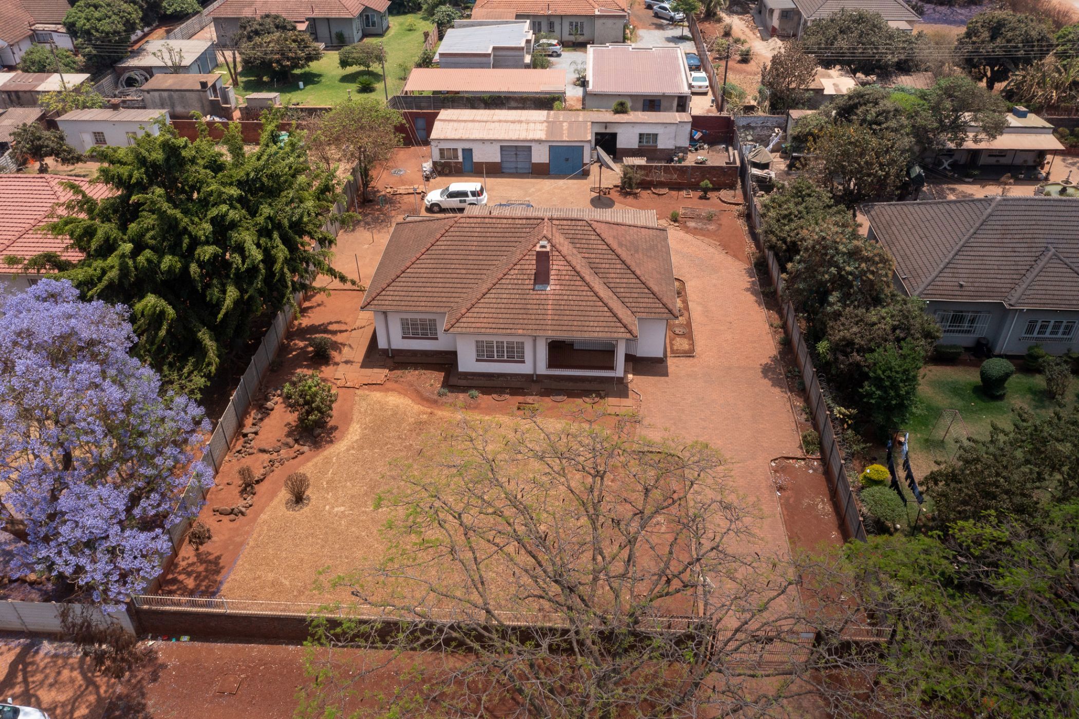 3 Bedroom Singlestorey House For Sale Belvedere (Zimbabwe