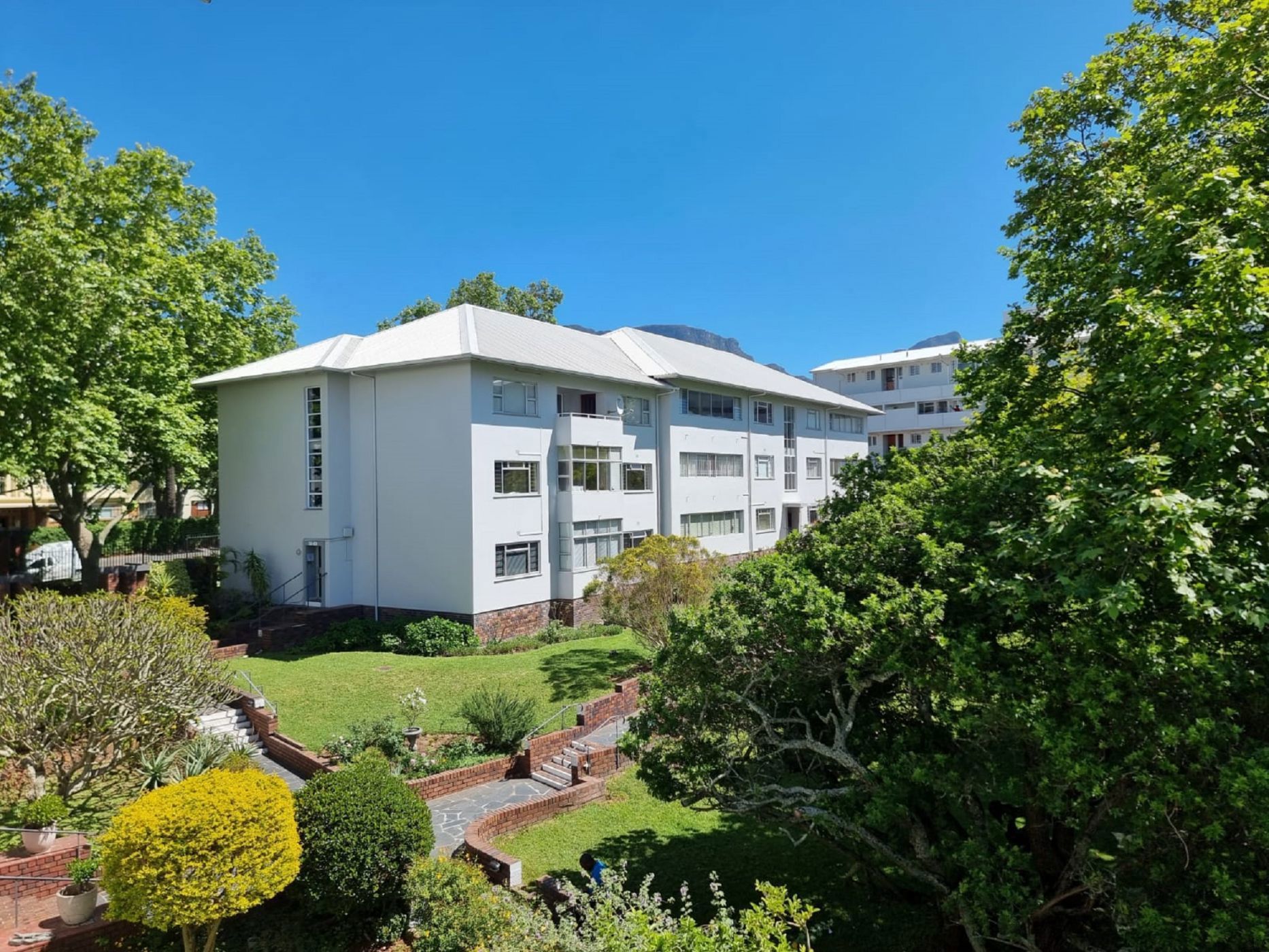 3 Bedroom Apartment For Sale Kenilworth Upper KW1633365 Pam