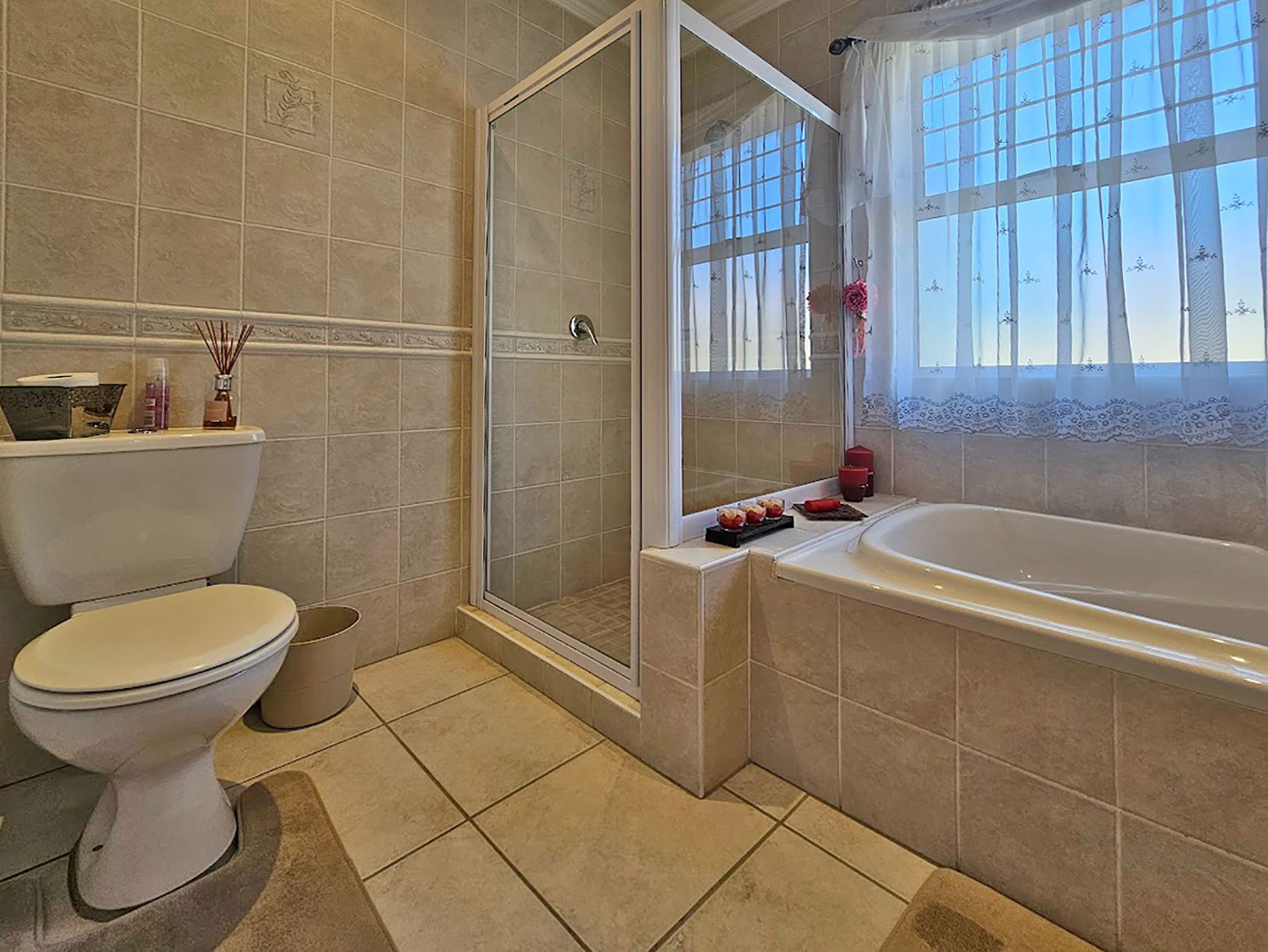 3 Bedroom House For Sale Three Rivers East 1VT1633607 Pam Golding