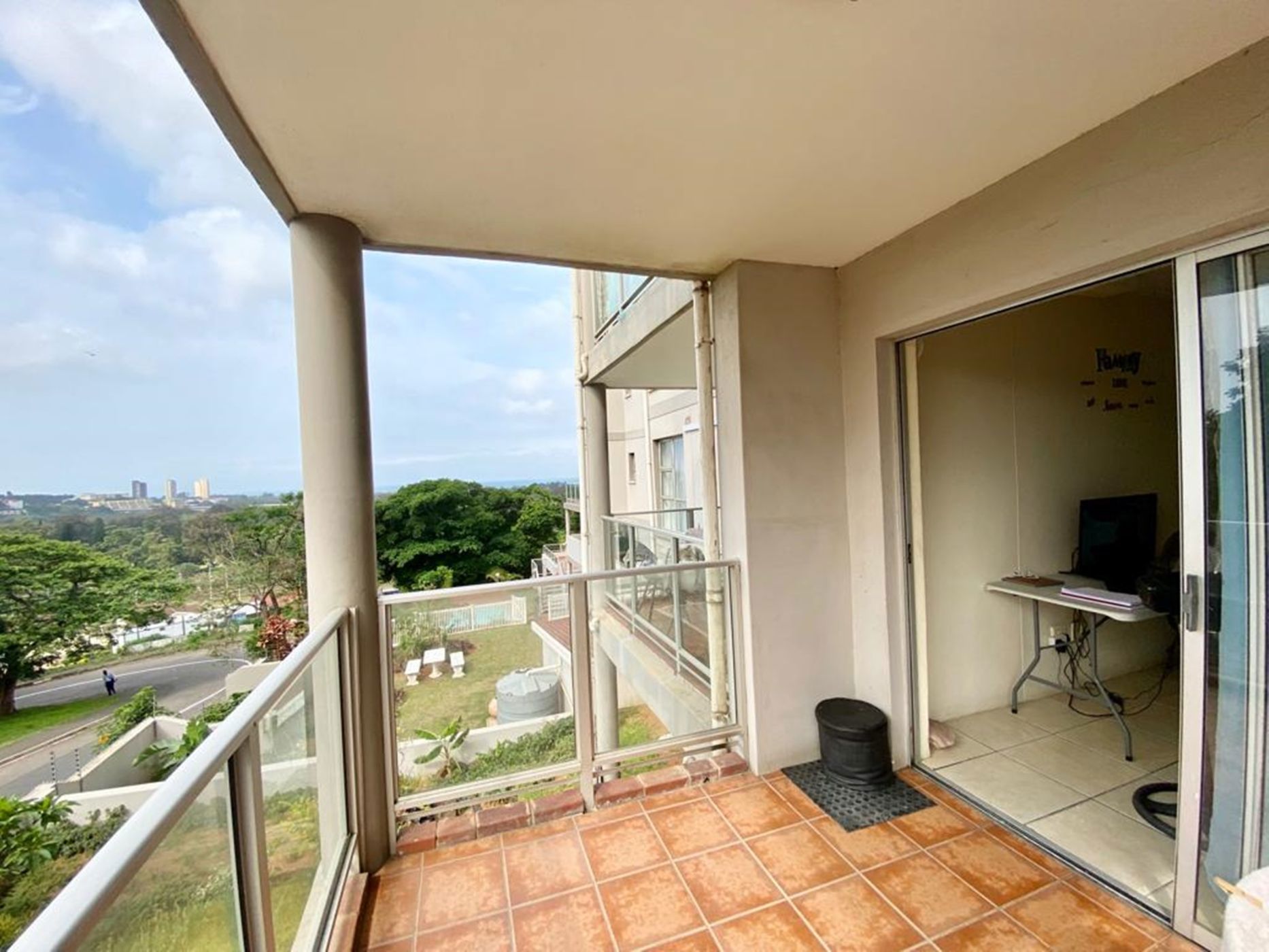 1 Bedroom Apartment For Sale Morningside (Durban) 1DA1633645 Pam Golding Properties