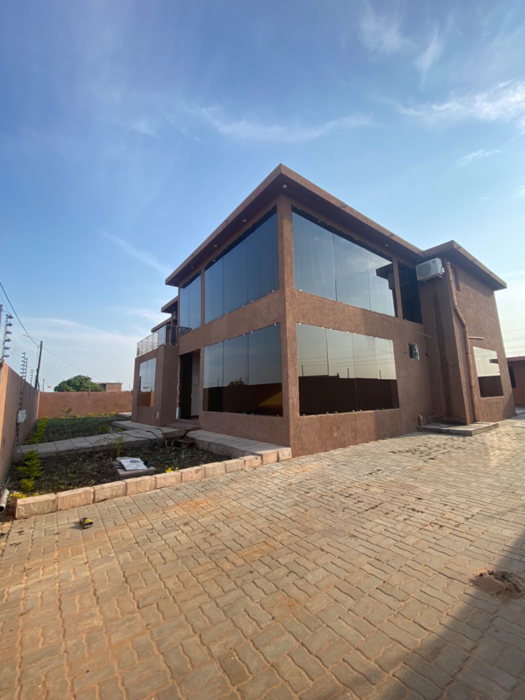 4 Bedroom House To Rent Maputo (Mozambique) 3MQ1633976 Pam