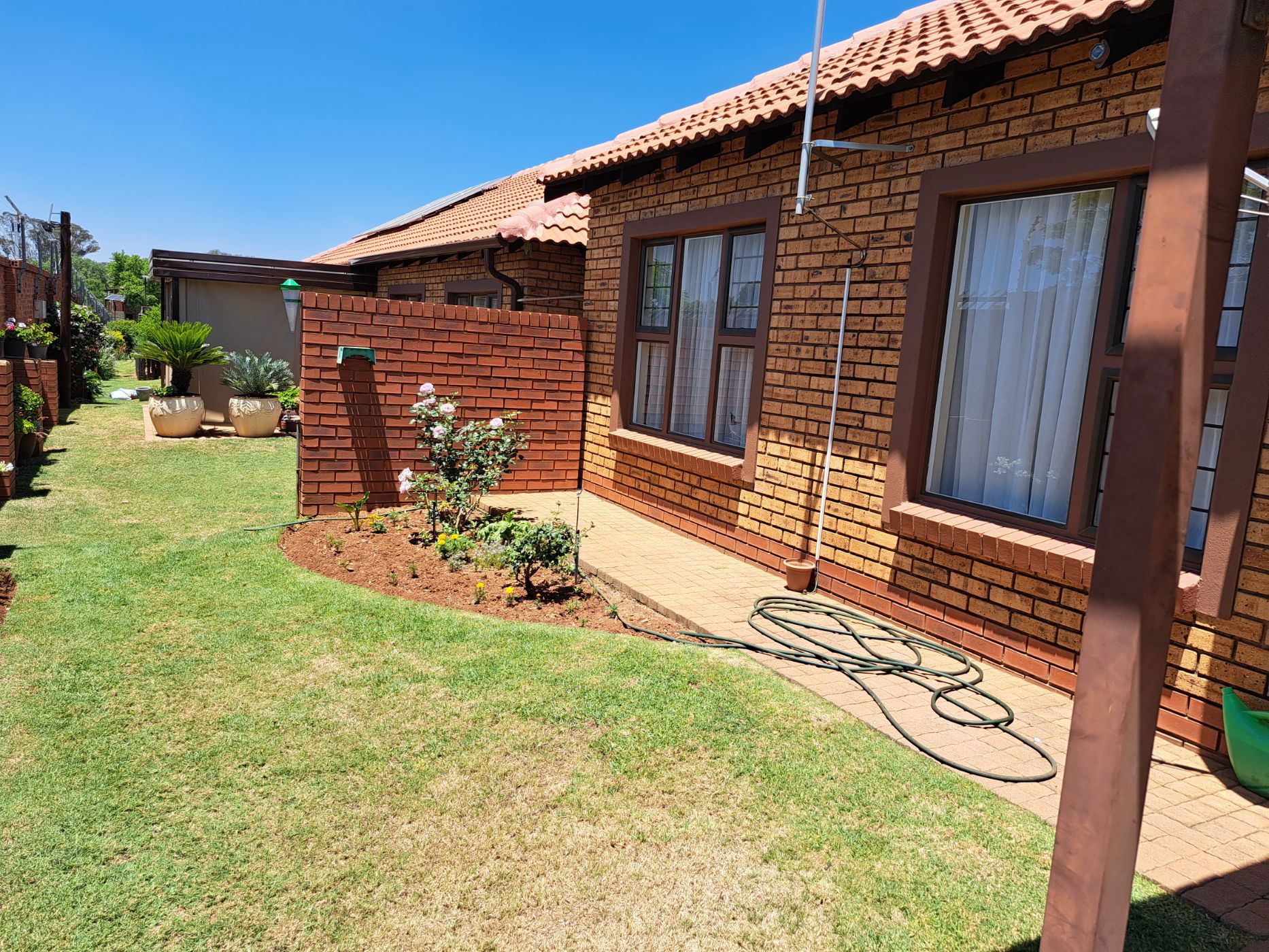 2 Bedroom House For Sale Willow Park Manor PT1639736 Pam Golding