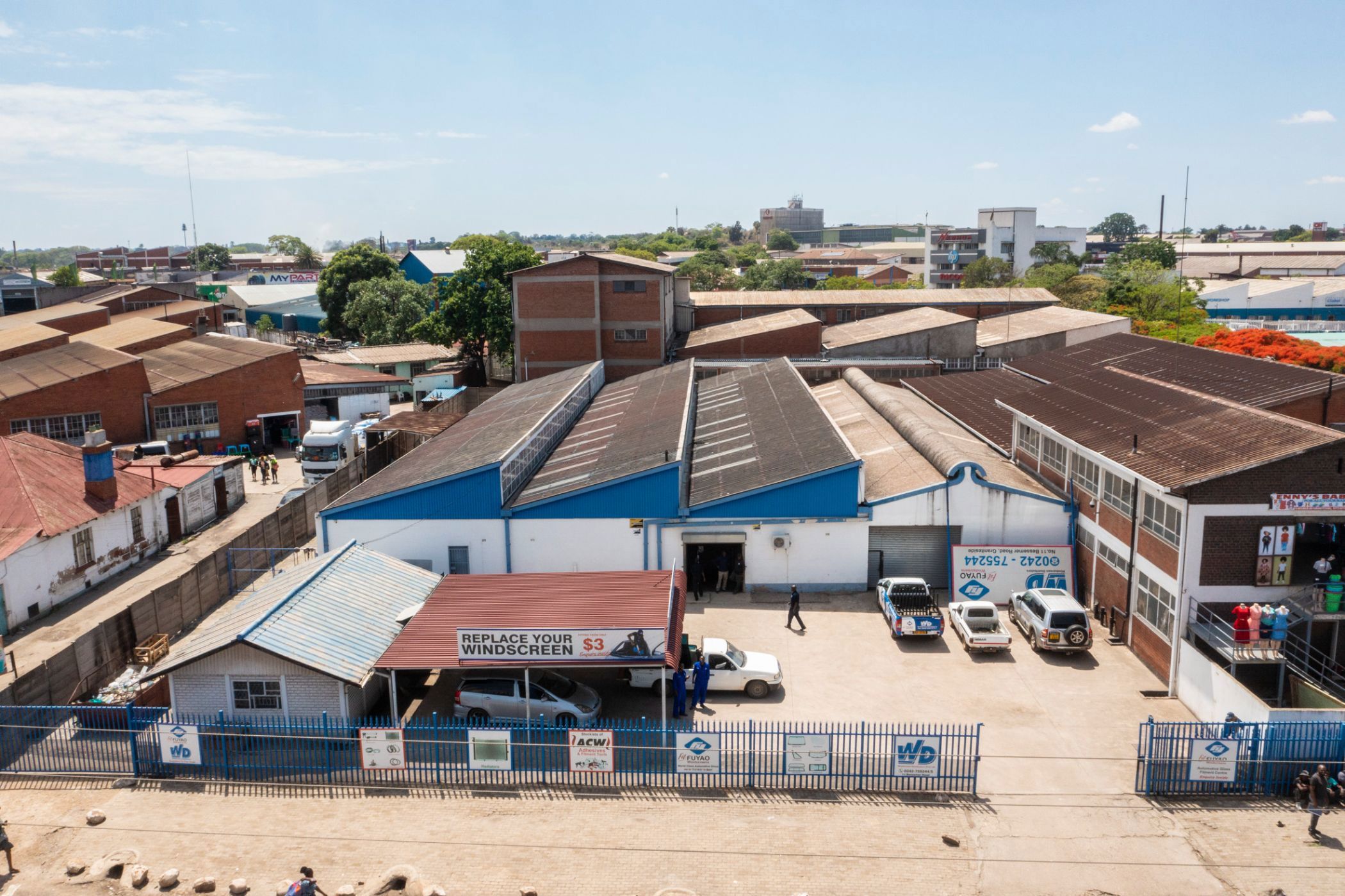 1963 m2 Commercial Building For Sale Graniteside (Zimbabwe