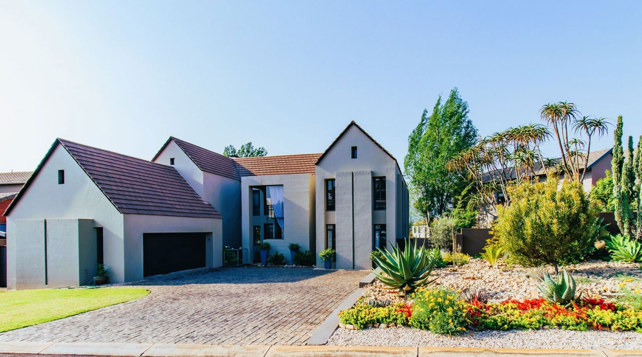 3 Bedroom Security Estate Home For Sale Xanadu 1HR1628845 Pam