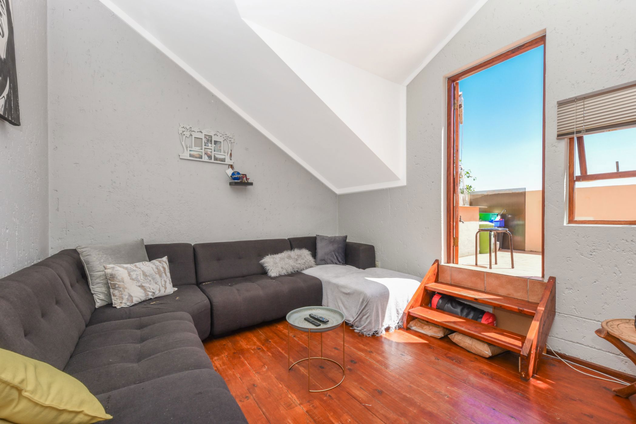 1 Bedroom Loft For Sale Lonehill FW1634414 Pam Golding Properties