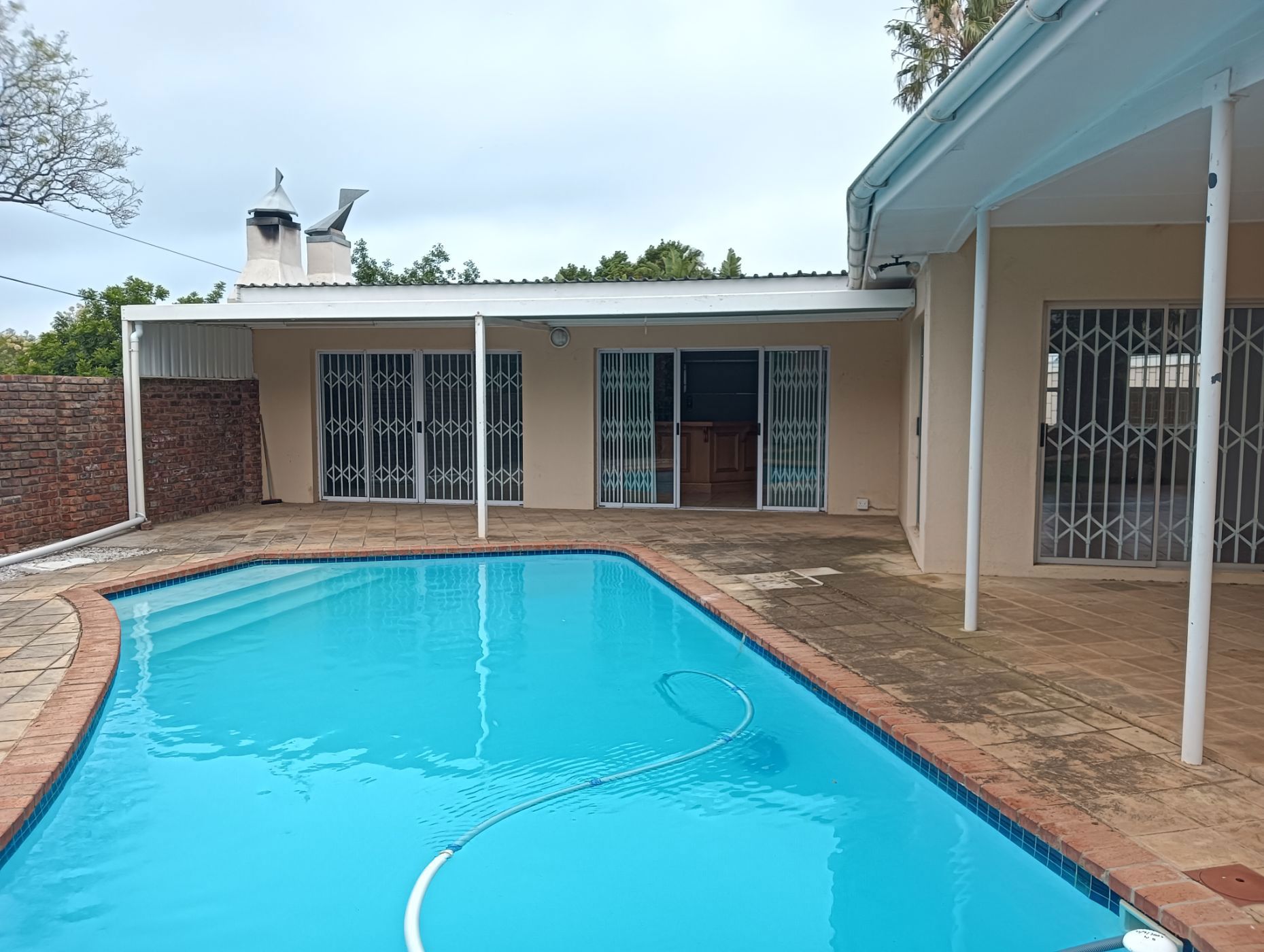 5 Bedroom House For Sale Vanes Estate 1UK1631767 Pam Golding