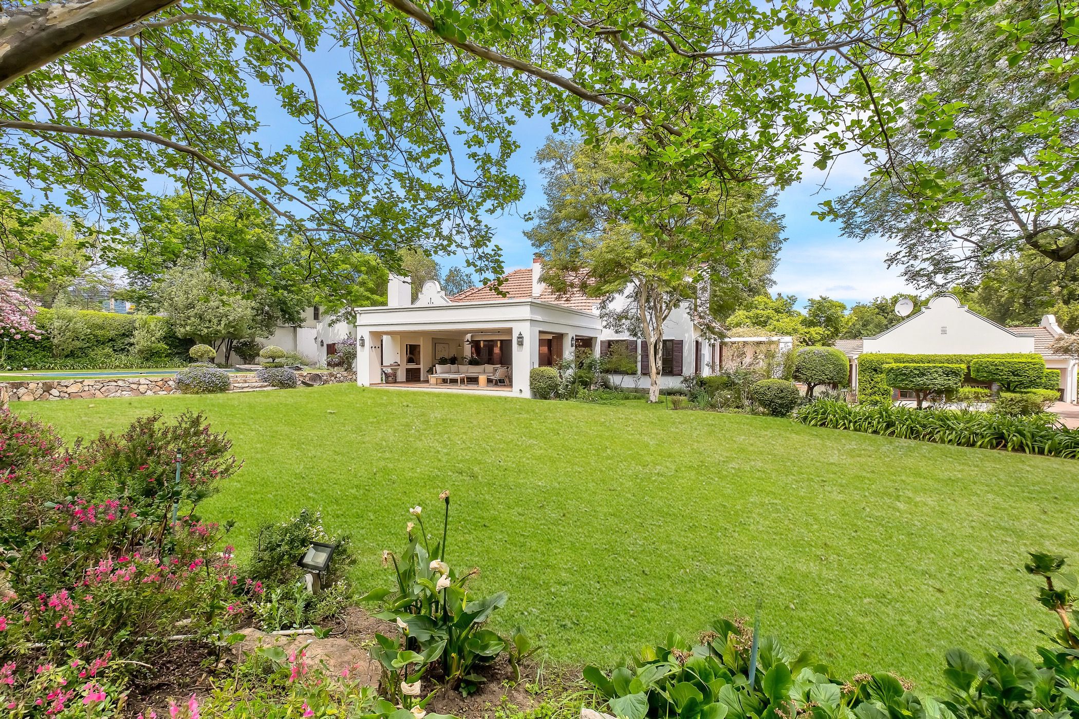 5 Bedroom House For Sale Dunkeld HP1631279 Pam Golding Properties