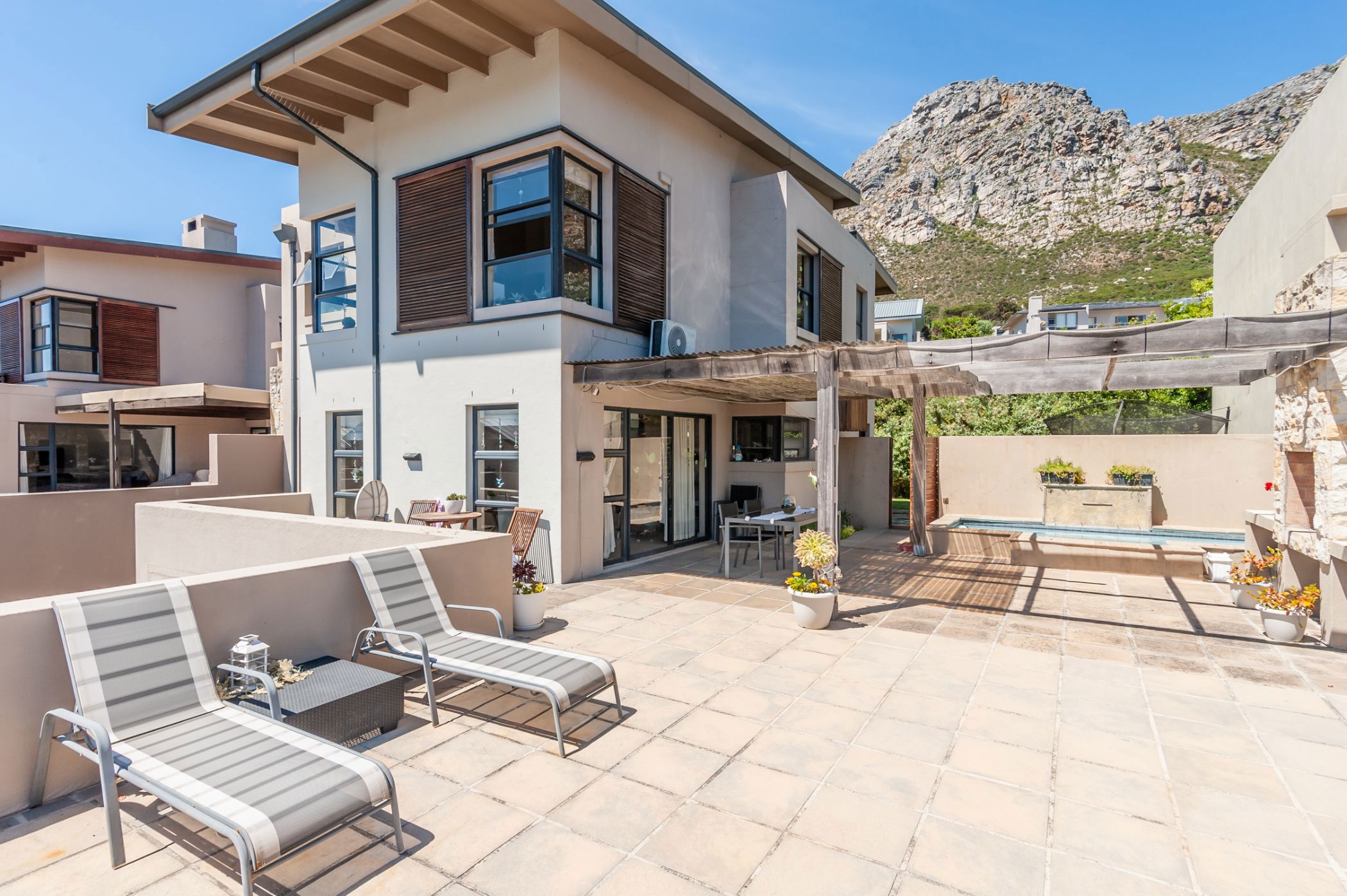 4 Bedroom House For Sale Stonehurst Estate KW1633136 Pam Golding