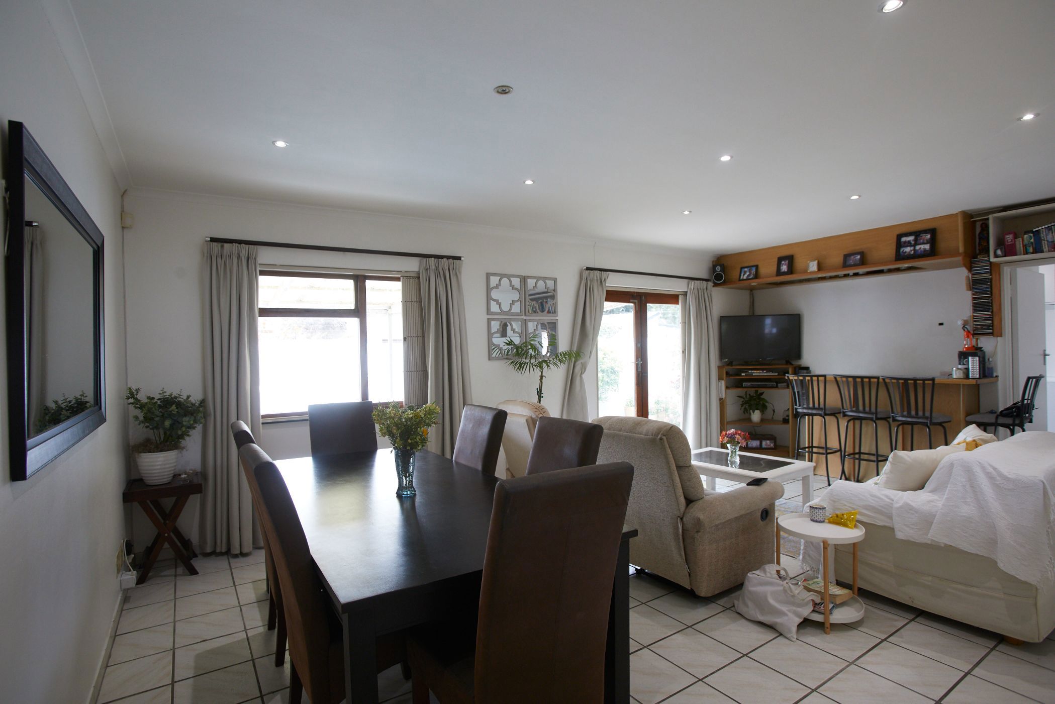 4 Bedroom House For Sale Pinelands (Cape Town) KW1633515 Pam