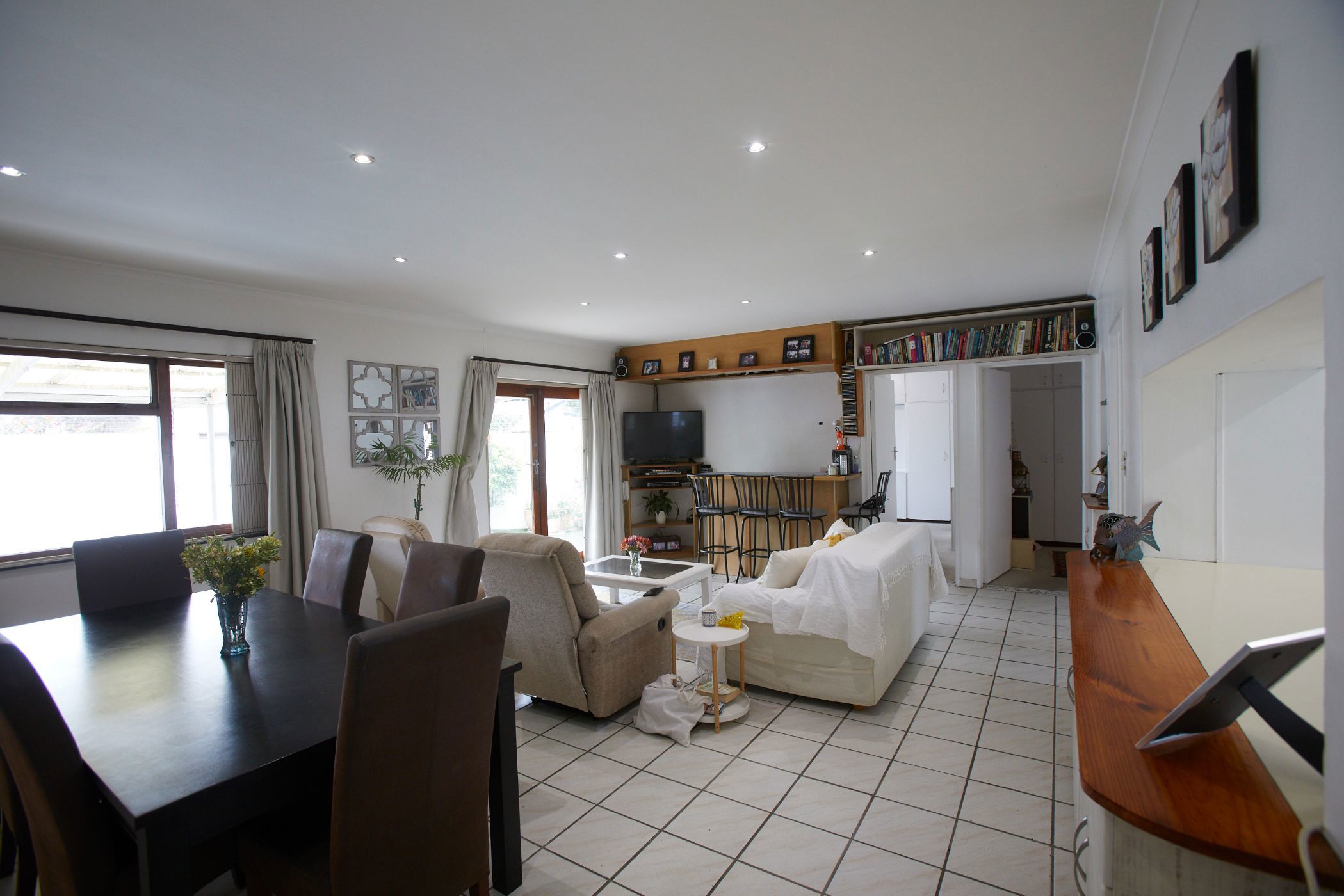 4 Bedroom House For Sale Pinelands (Cape Town) KW1633515 Pam