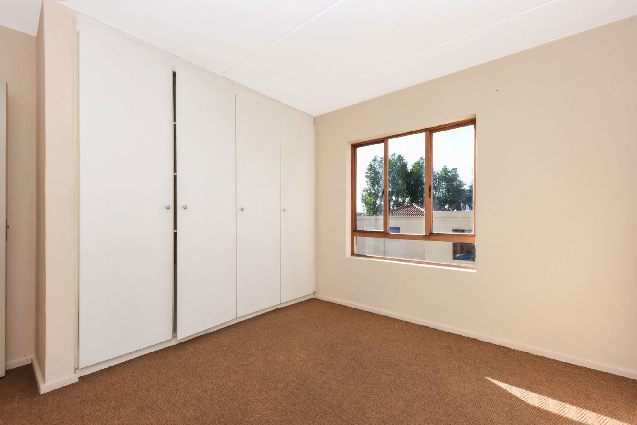 2 Bedroom Apartment For Sale Eagle Trace Estate FW1633619 Pam