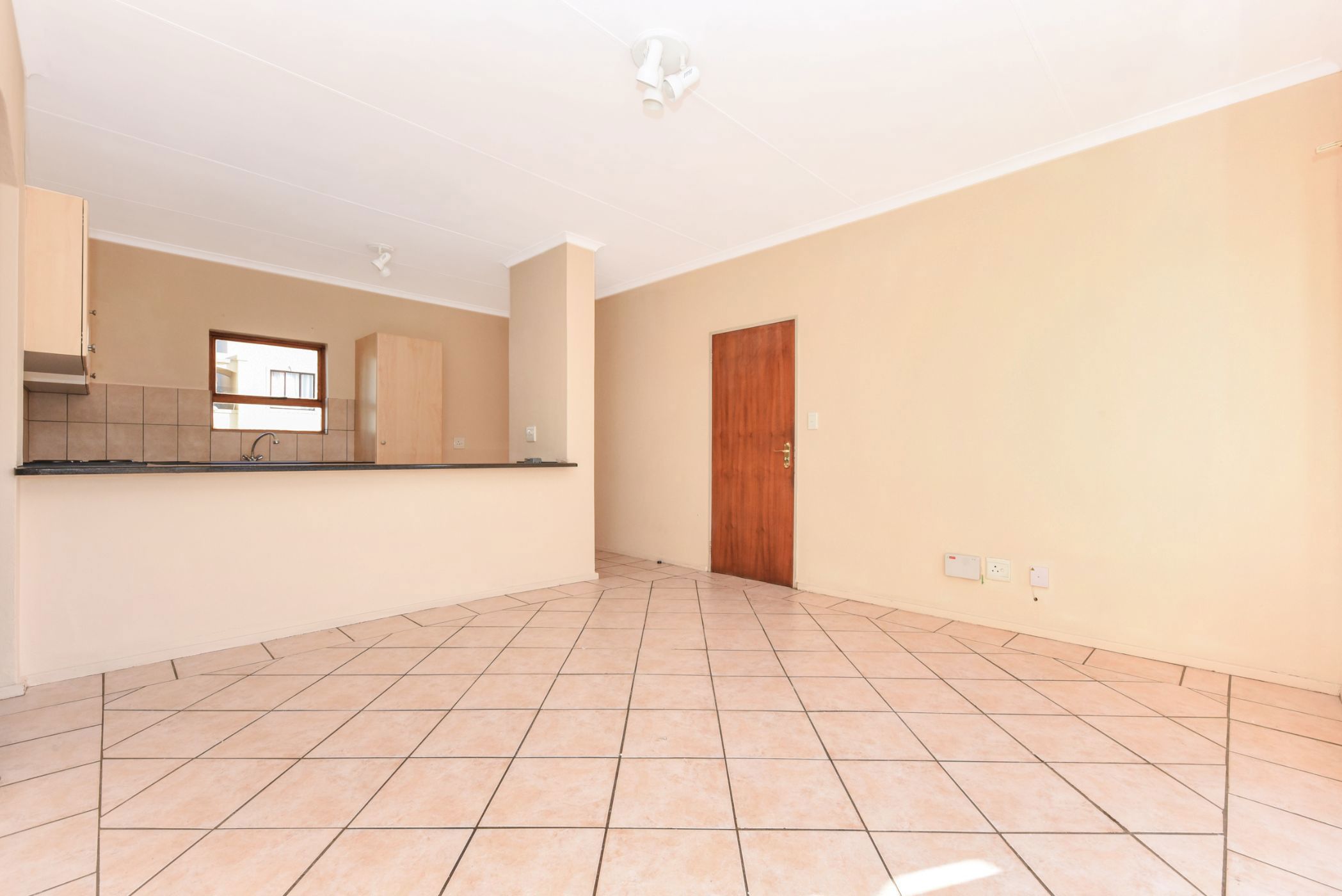 2 Bedroom Apartment For Sale Eagle Trace Estate FW1633619 Pam