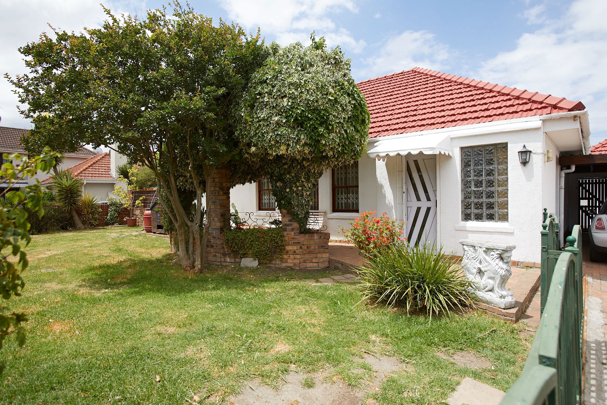 5 Bedroom House For Sale Pinelands (Cape Town) KW1636313 Pam
