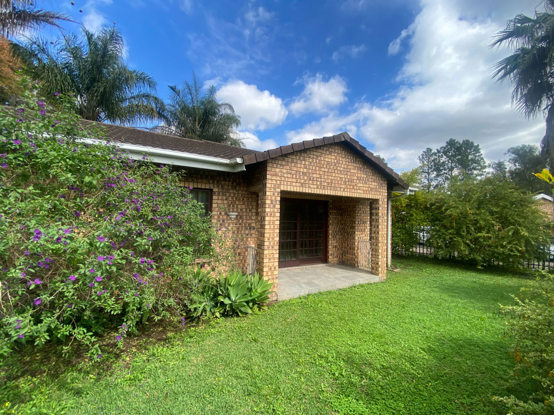 3 Bedroom Townhouse For Sale Bank Assisted Sale by FNB Scottsville