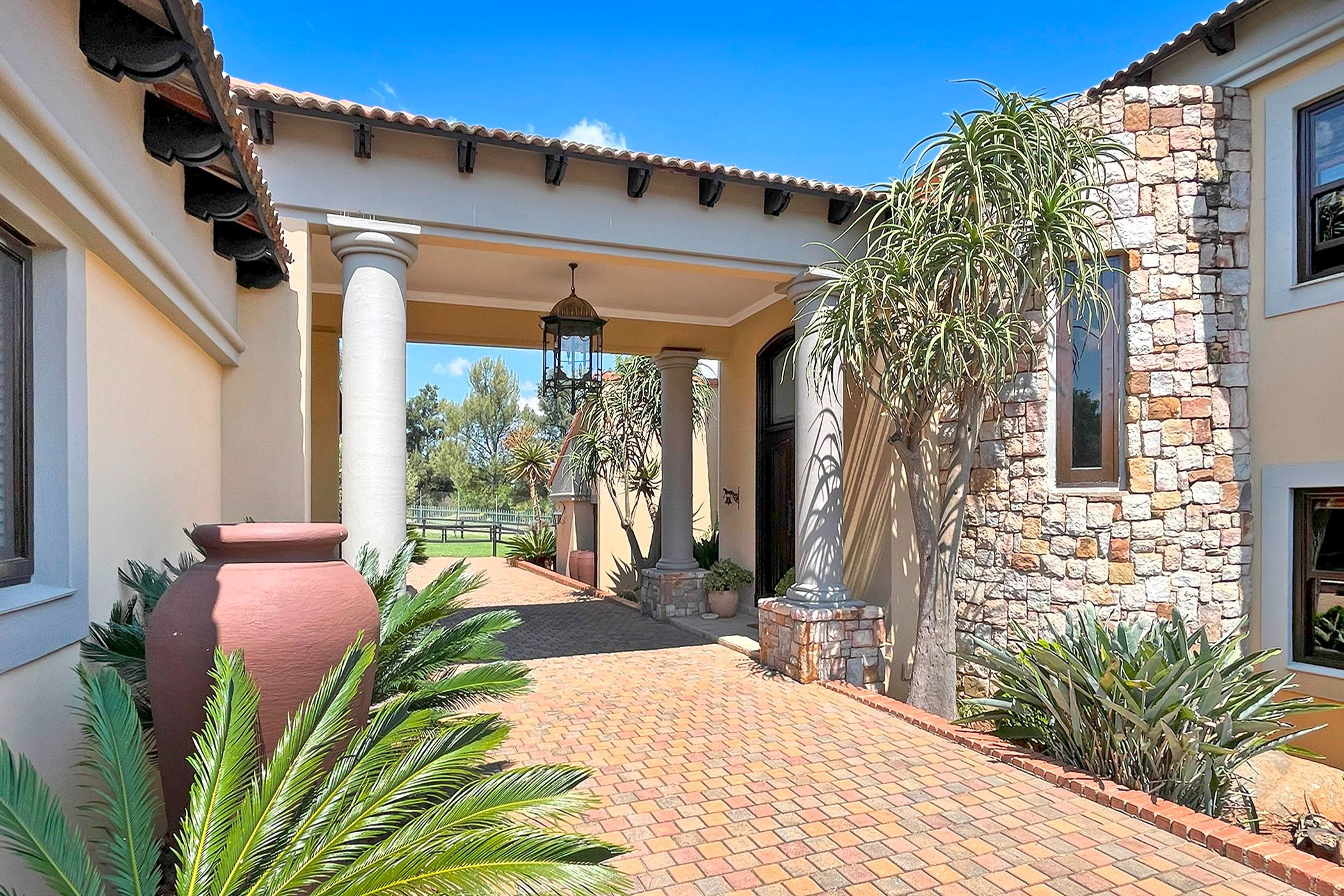 6 Bedroom Doublestorey House For Sale Saddlebrook Estate MR1637686